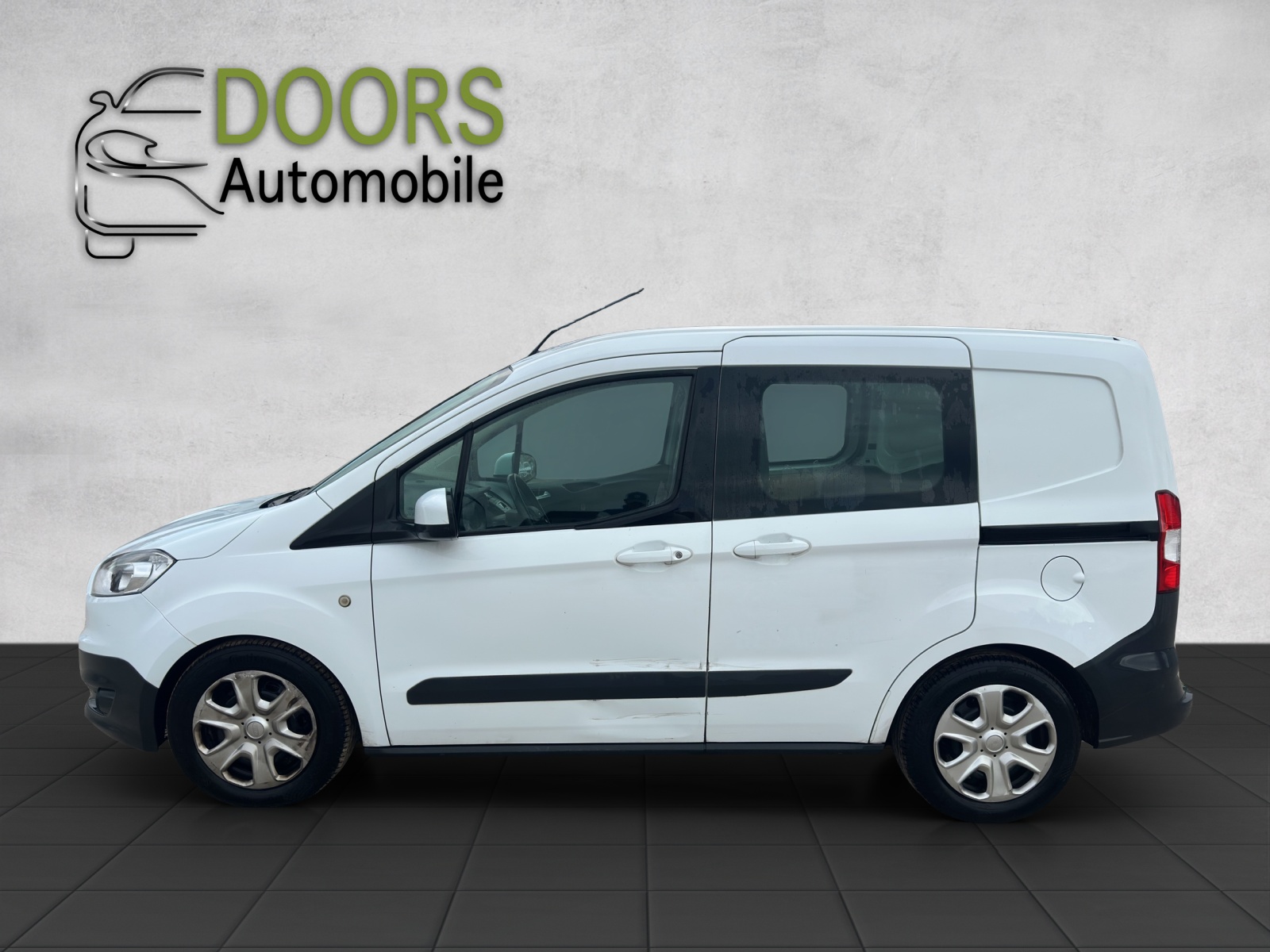 FORD Transit Courier Van 1.0 EcoBoost Trend-image-6