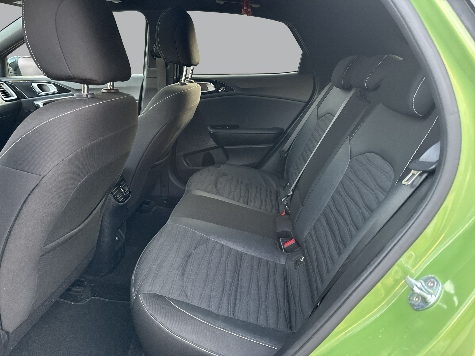 KIA XCeed 1.6 T-GDi GT-Line-image-15