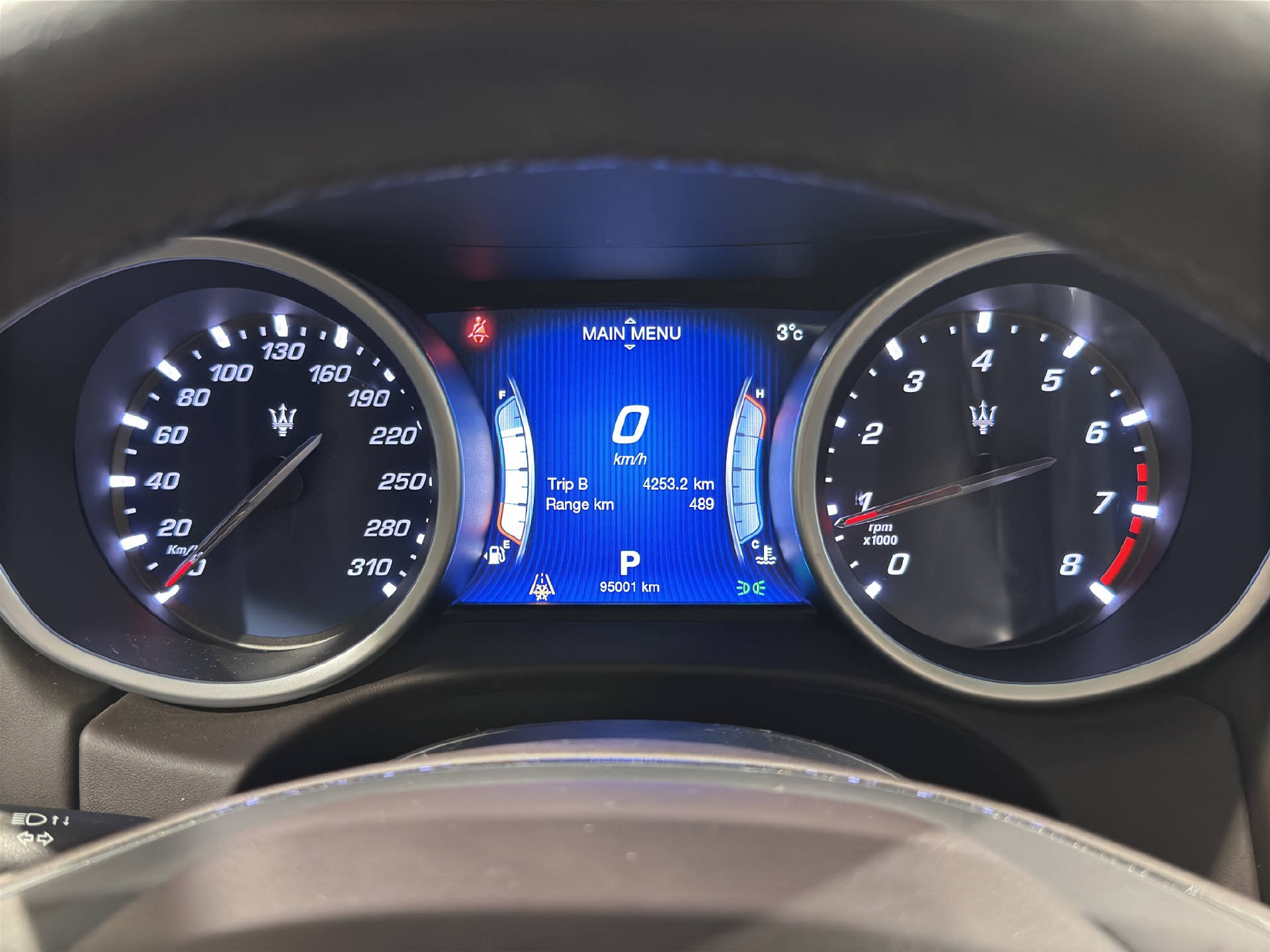 MASERATI Ghibli 3.0 V6 S Q4-image-10