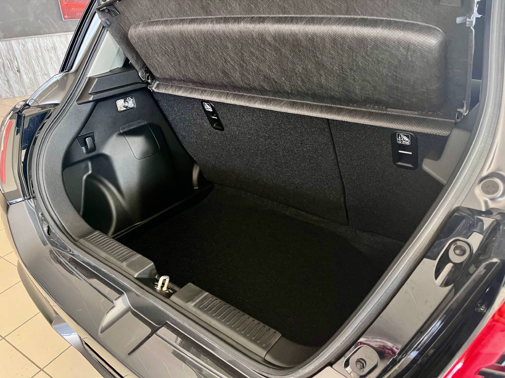 SUZUKI Swift 1.2 Compact+ Hybrid 4x4-image-11