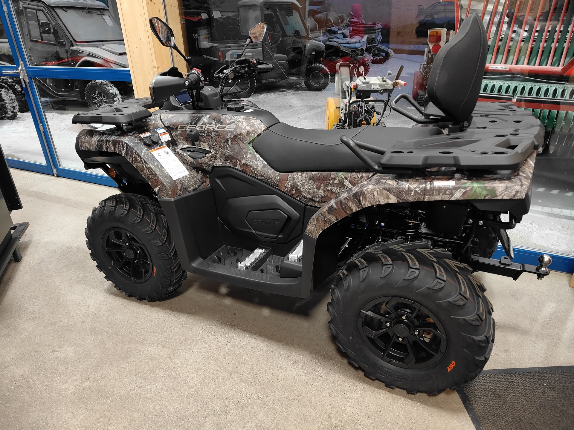 CF MOTO CForce 520 L-image-0