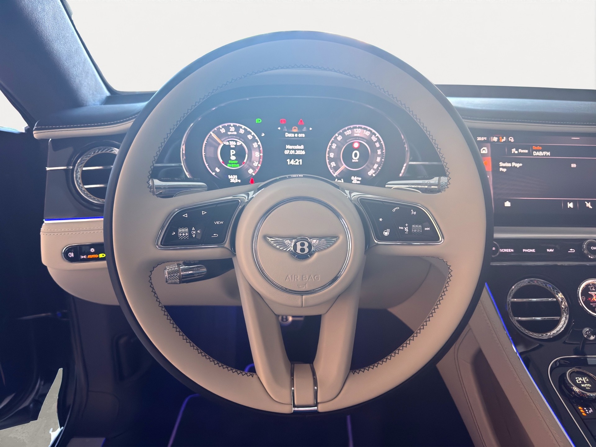 BENTLEY GT Continental Azure-image-8