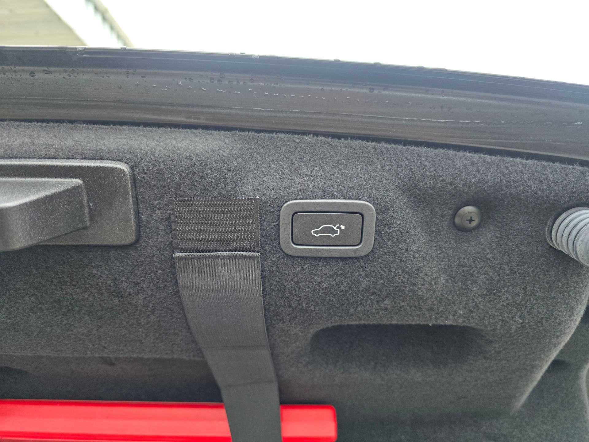 JAGUAR XE 20d Portfolio AWD Automat-image-9