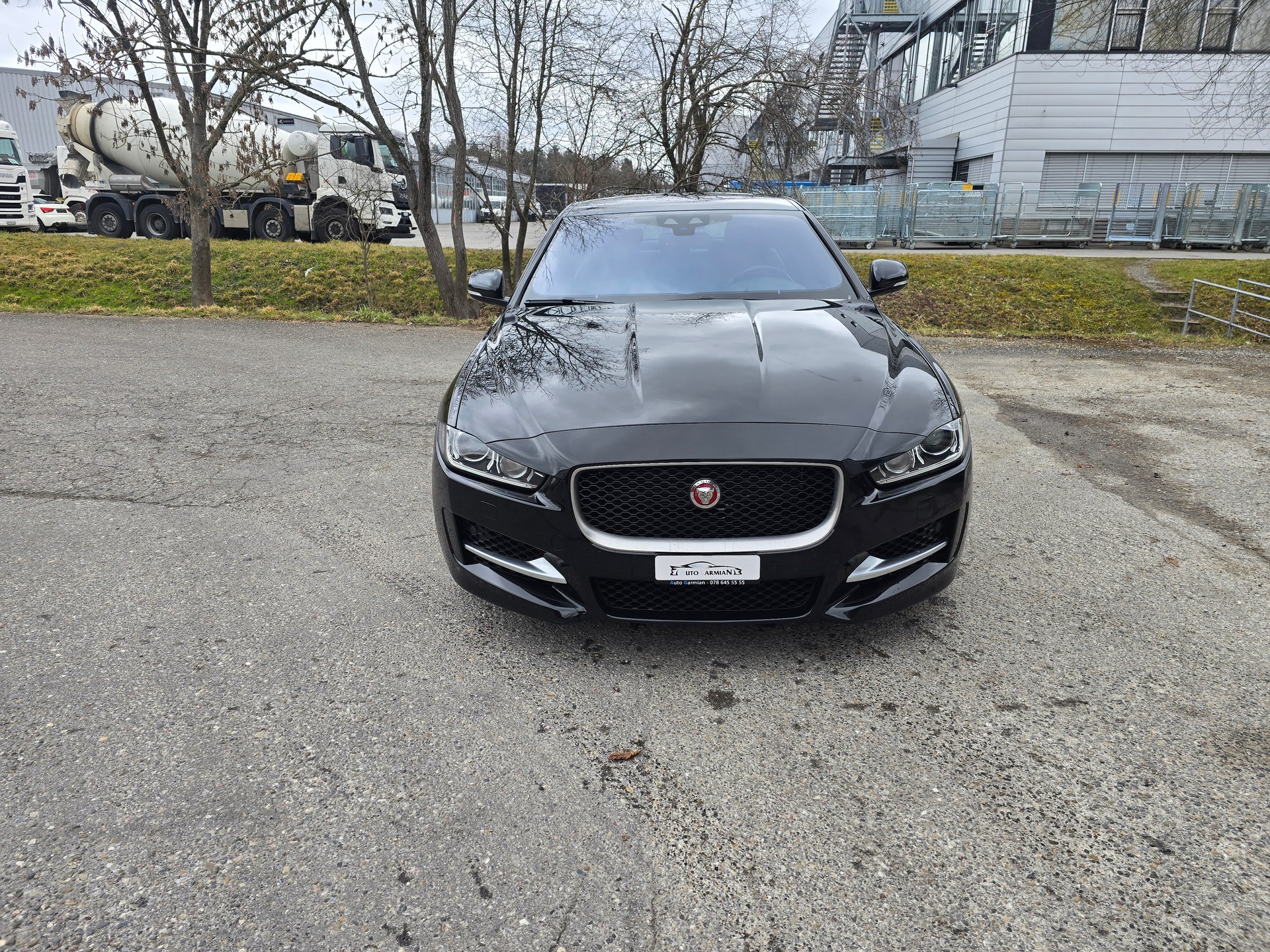 JAGUAR XE 20d Portfolio AWD Automat