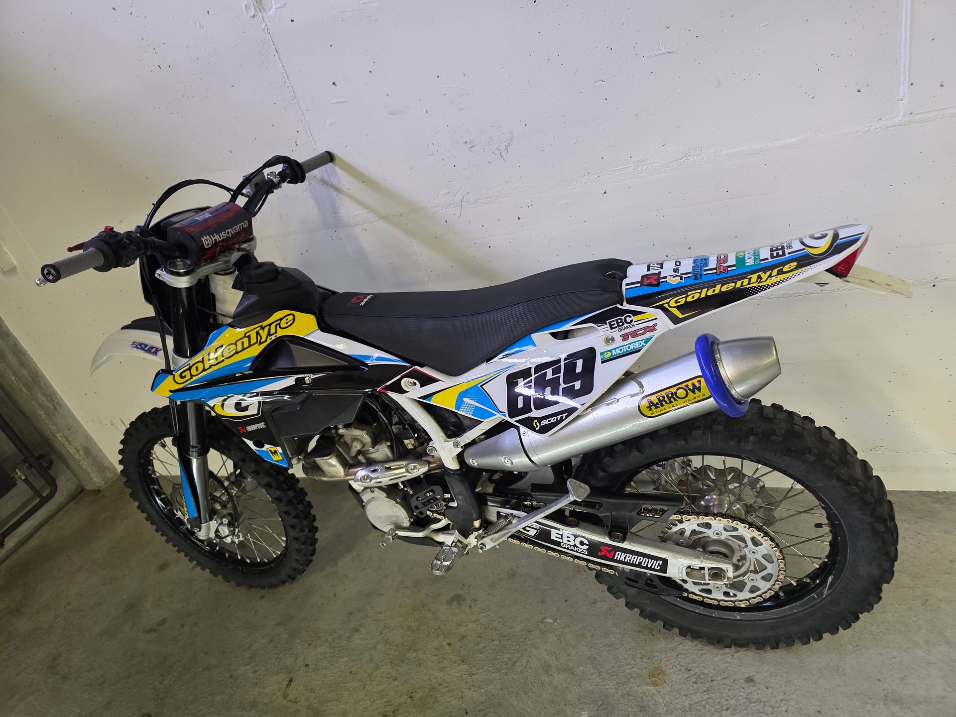 HUSQVARNA 310 TE-image-2