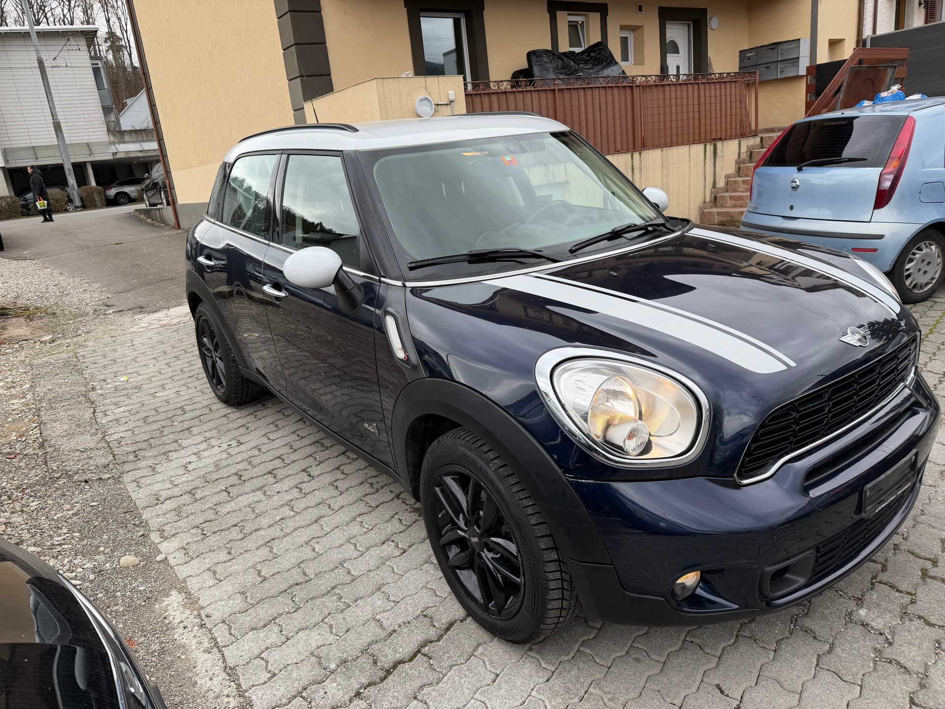 MINI Countryman Cooper S ALL4-image-1