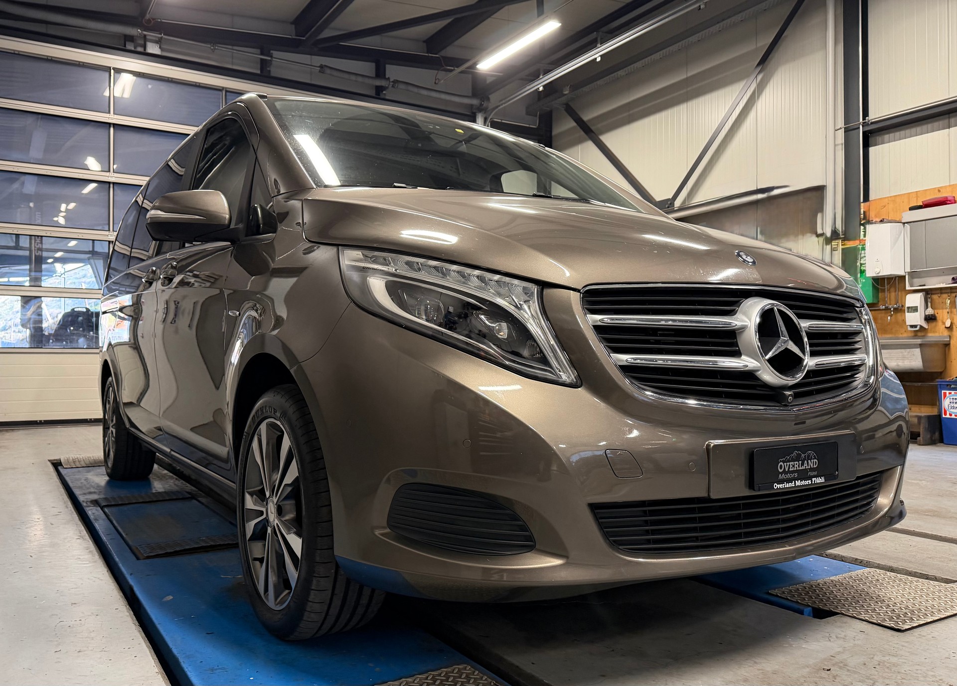 MERCEDES-BENZ V 250 d Avantgarde lang 4Matic 7G-Tronic-image-7
