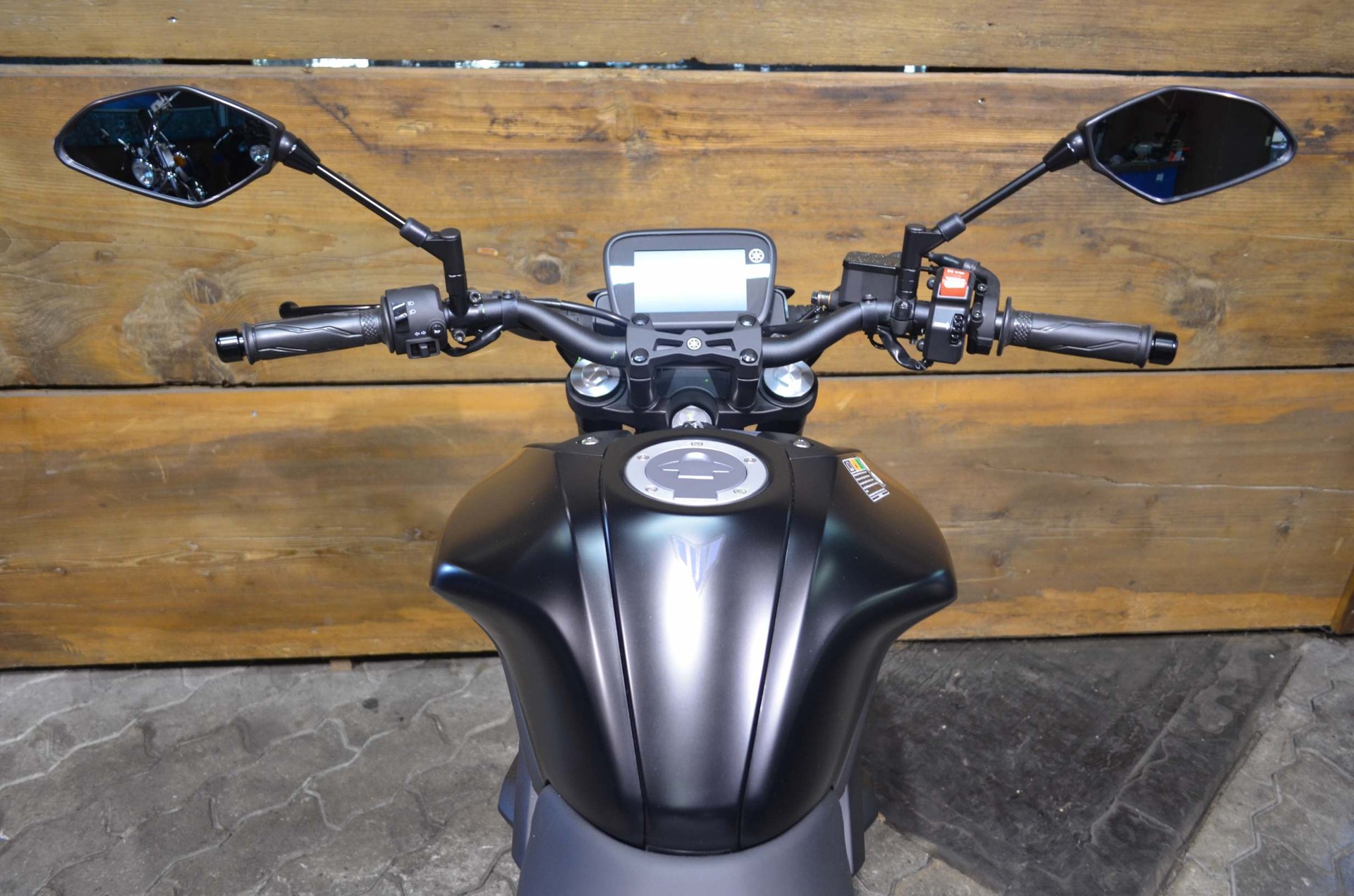 YAMAHA MT-125 ABS-image-2