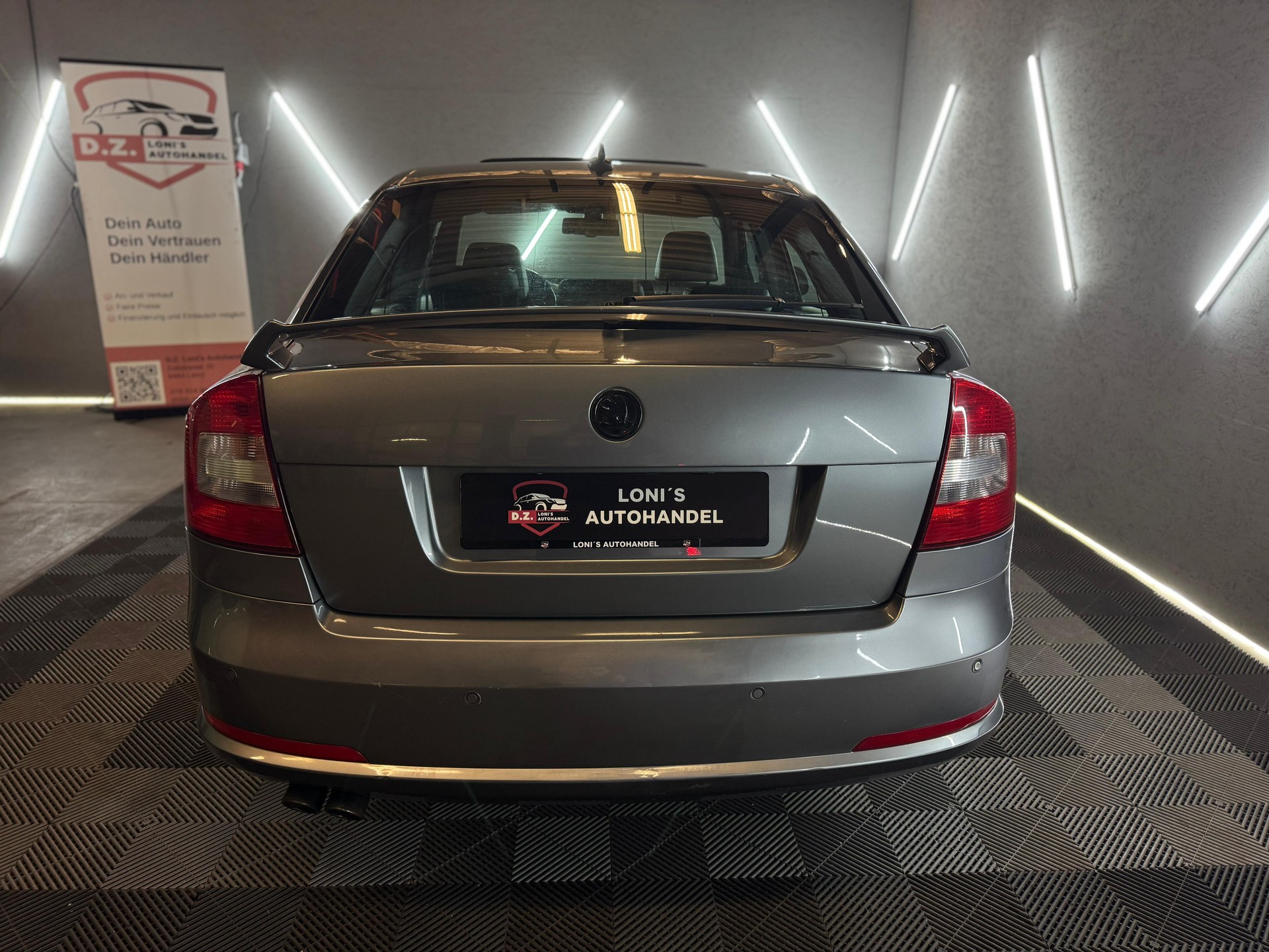SKODA Octavia 2.0 TDI RS DSG-image-6
