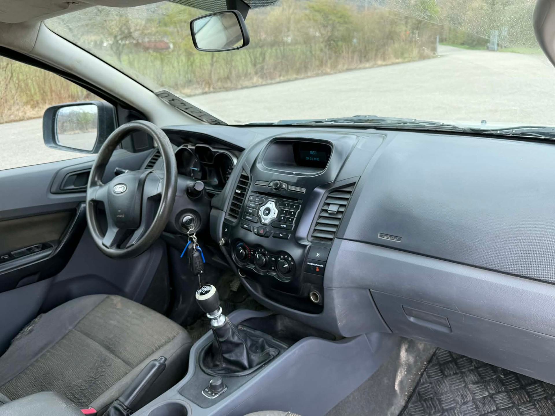 FORD Ranger XL 2.5 TDCi 4x4-image-10