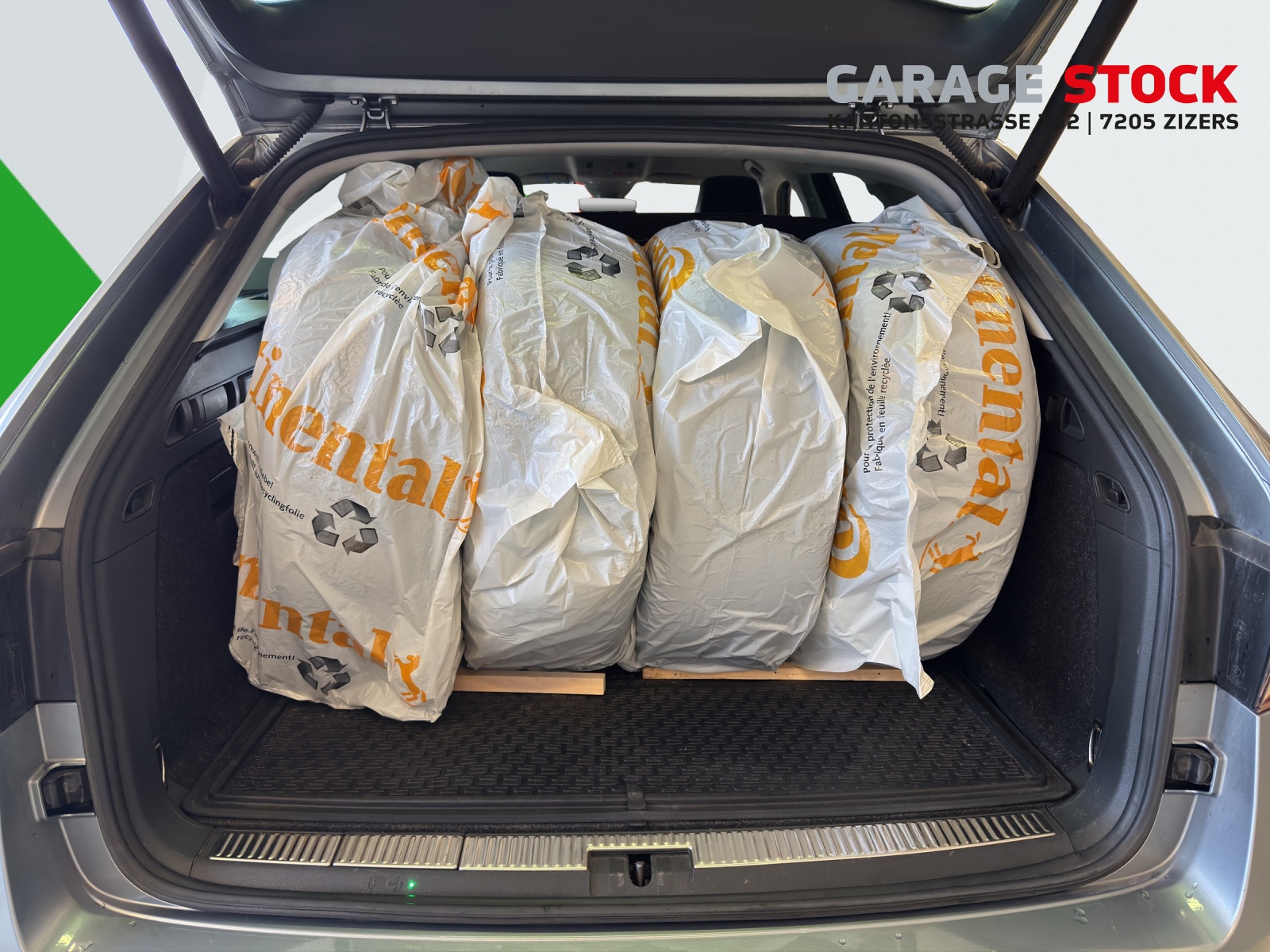 SKODA Superb Combi 2.0 TDi L&K 4x4 DSG-image-12