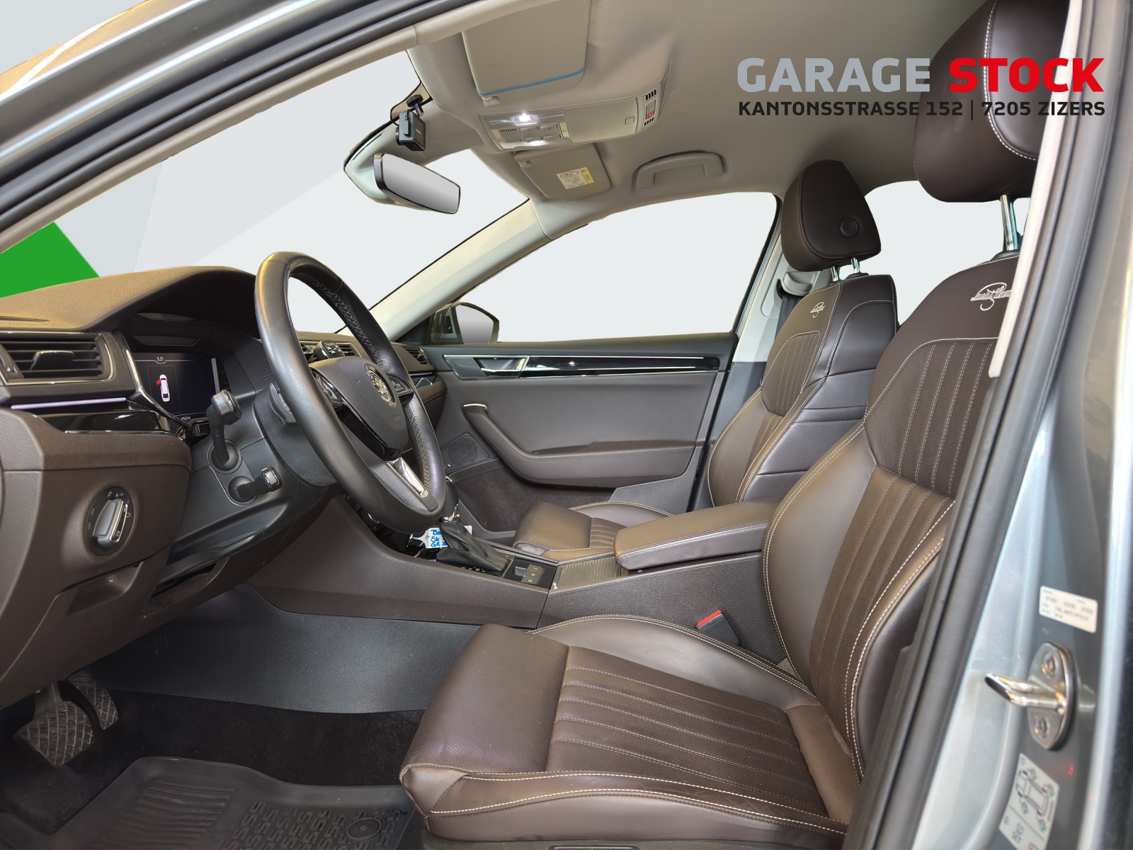 SKODA Superb Combi 2.0 TDi L&K 4x4 DSG-image-8