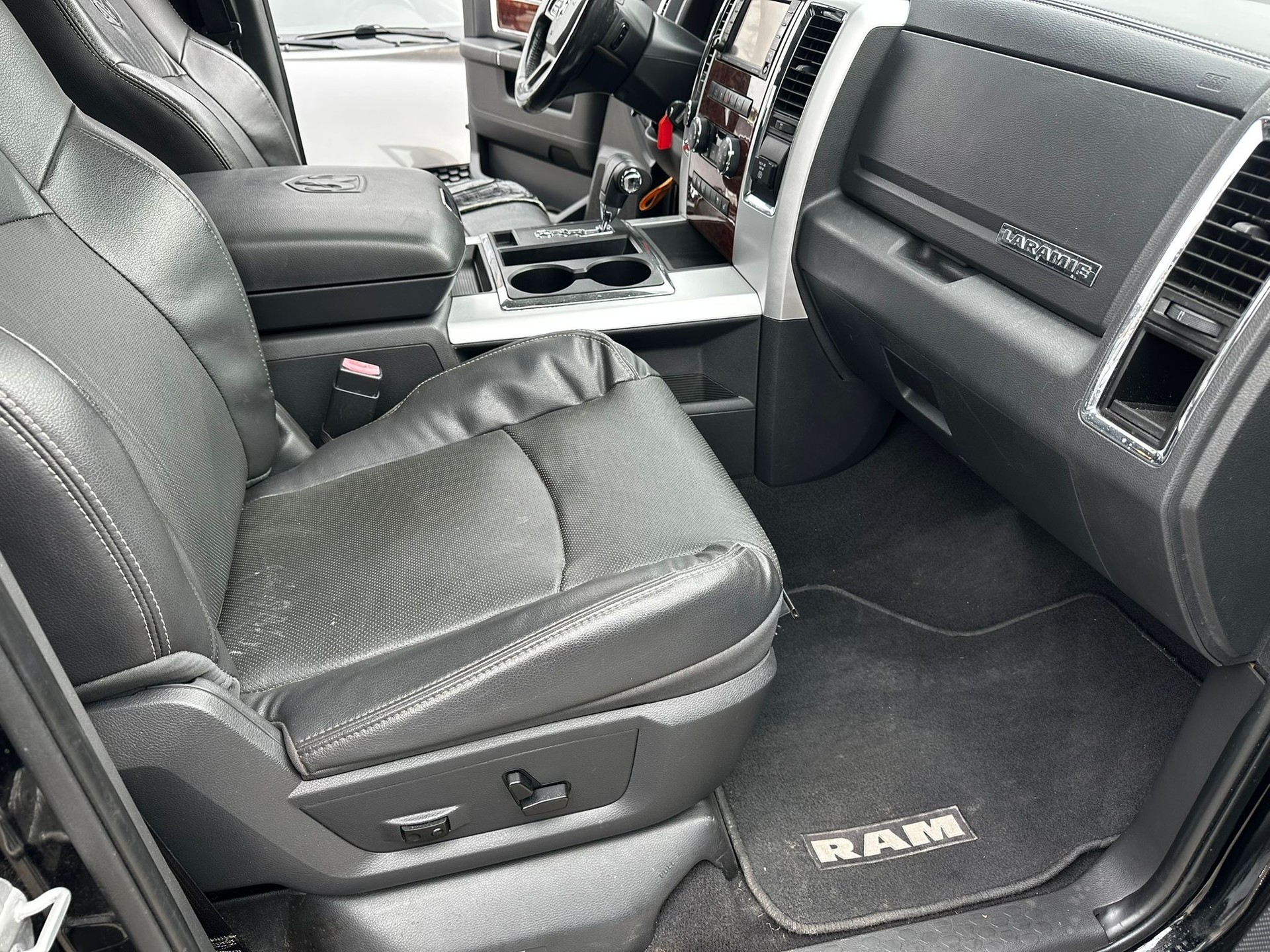 DODGE Ram-image-8