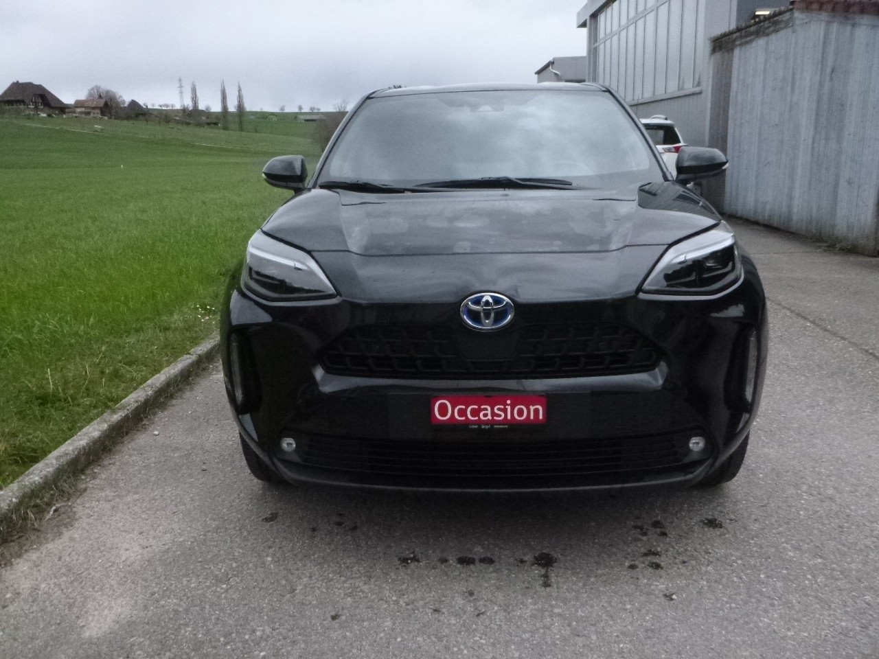 TOYOTA Yaris Cross 1.5 Trend e-CVT AWDi-image-8