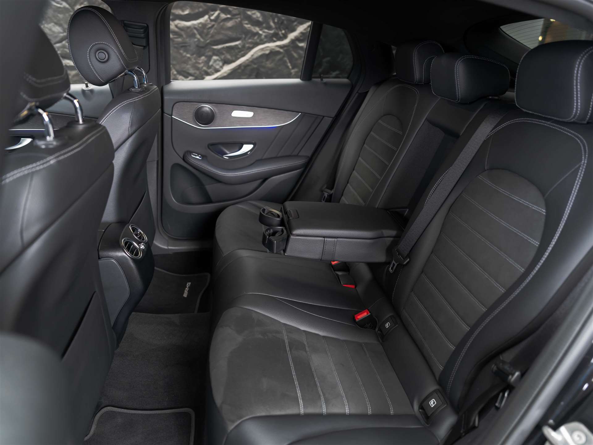 MERCEDES-BENZ GLC Coupé 300 d AMG Line 4Matic 9G-Tronic *Anhängerkupplung*-image-14
