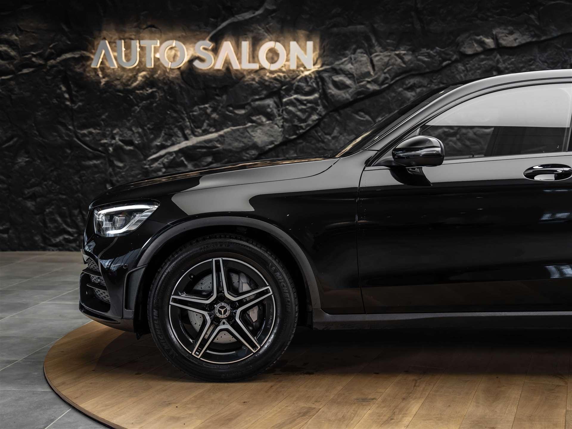 MERCEDES-BENZ GLC Coupé 300 d AMG Line 4Matic 9G-Tronic *Anhängerkupplung*-image-17