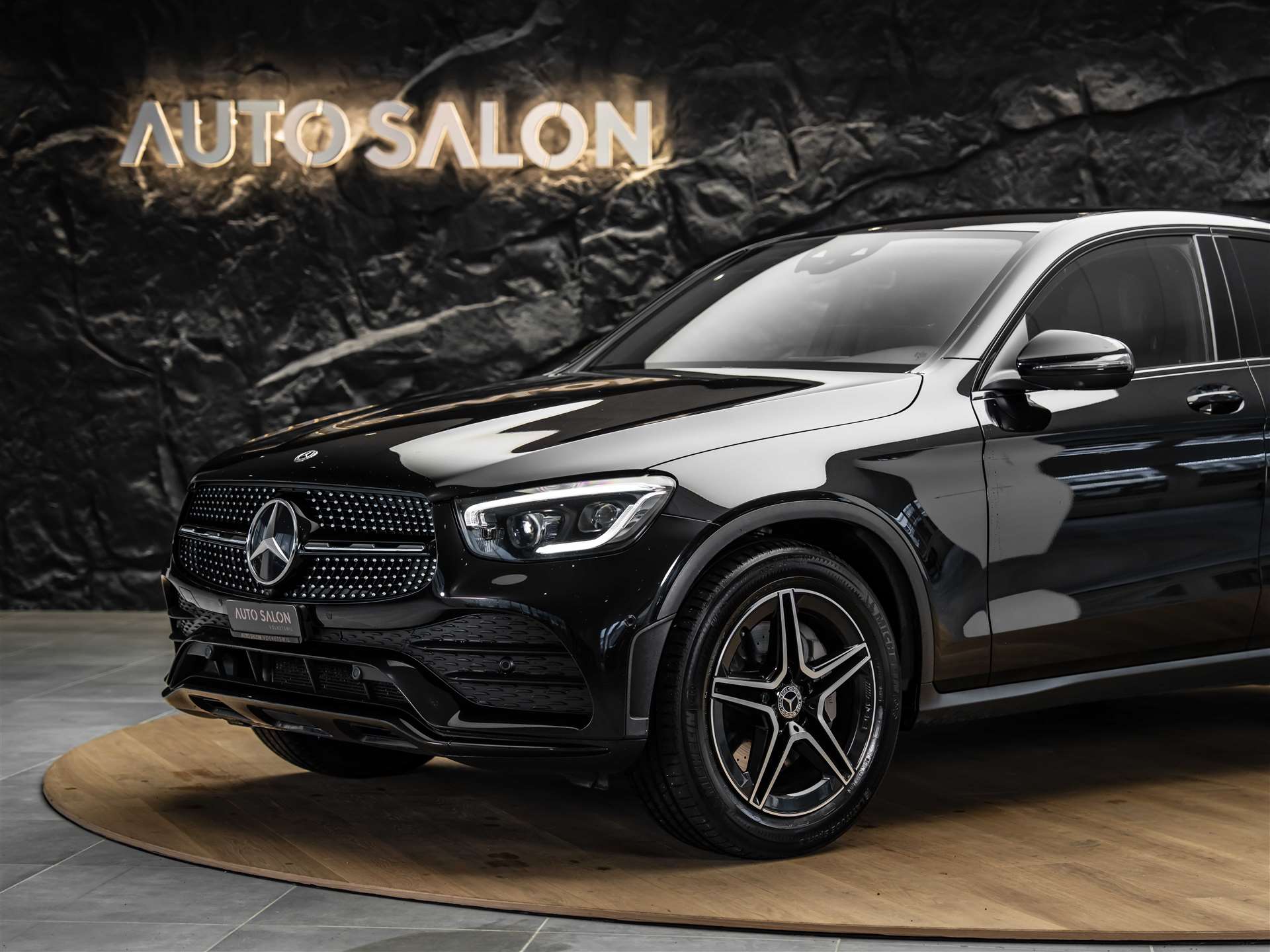 MERCEDES-BENZ GLC Coupé 300 d AMG Line 4Matic 9G-Tronic *Anhängerkupplung*-image-16