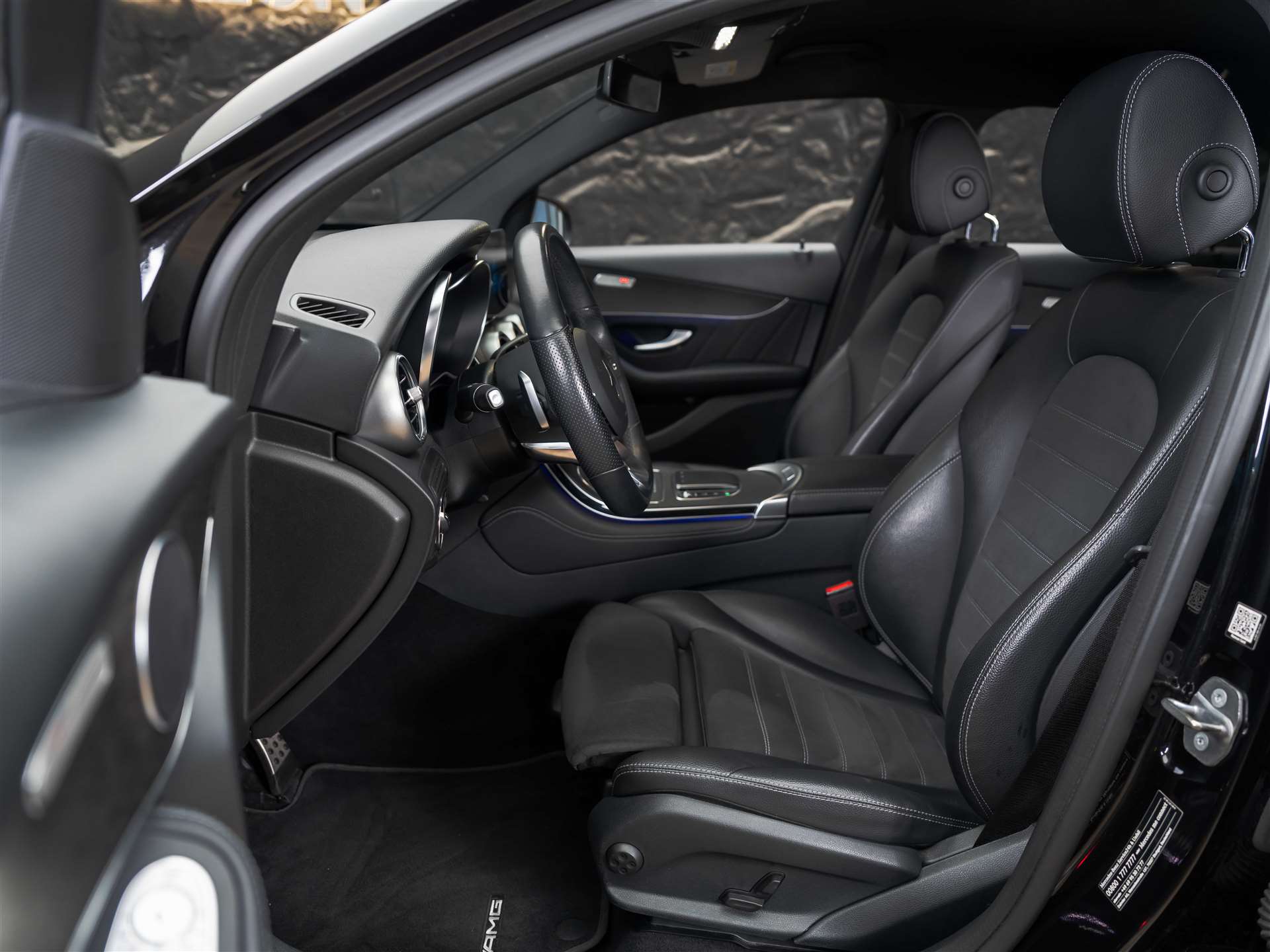 MERCEDES-BENZ GLC Coupé 300 d AMG Line 4Matic 9G-Tronic *Anhängerkupplung*-image-10