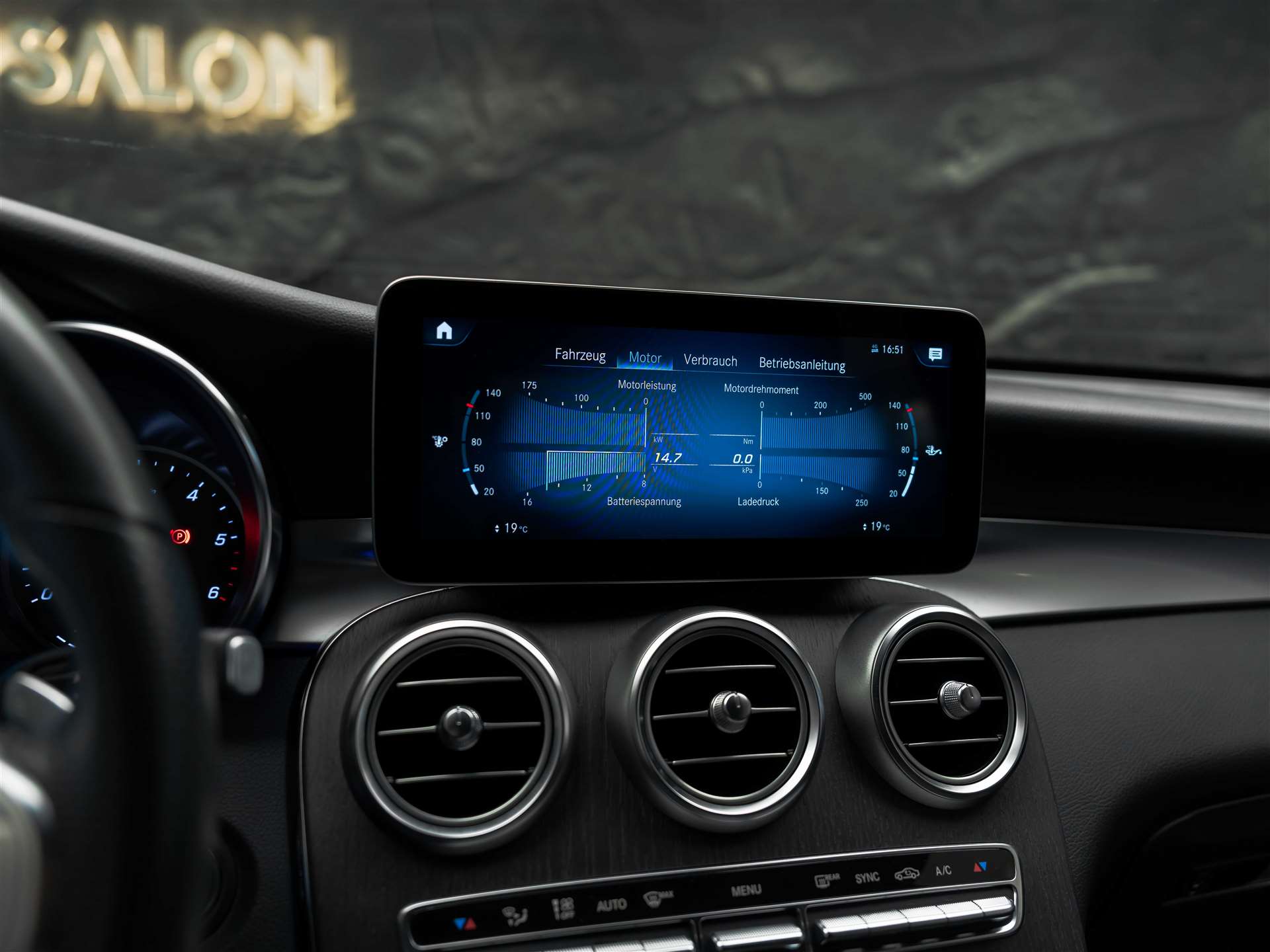 MERCEDES-BENZ GLC Coupé 300 d AMG Line 4Matic 9G-Tronic *Anhängerkupplung*-image-37
