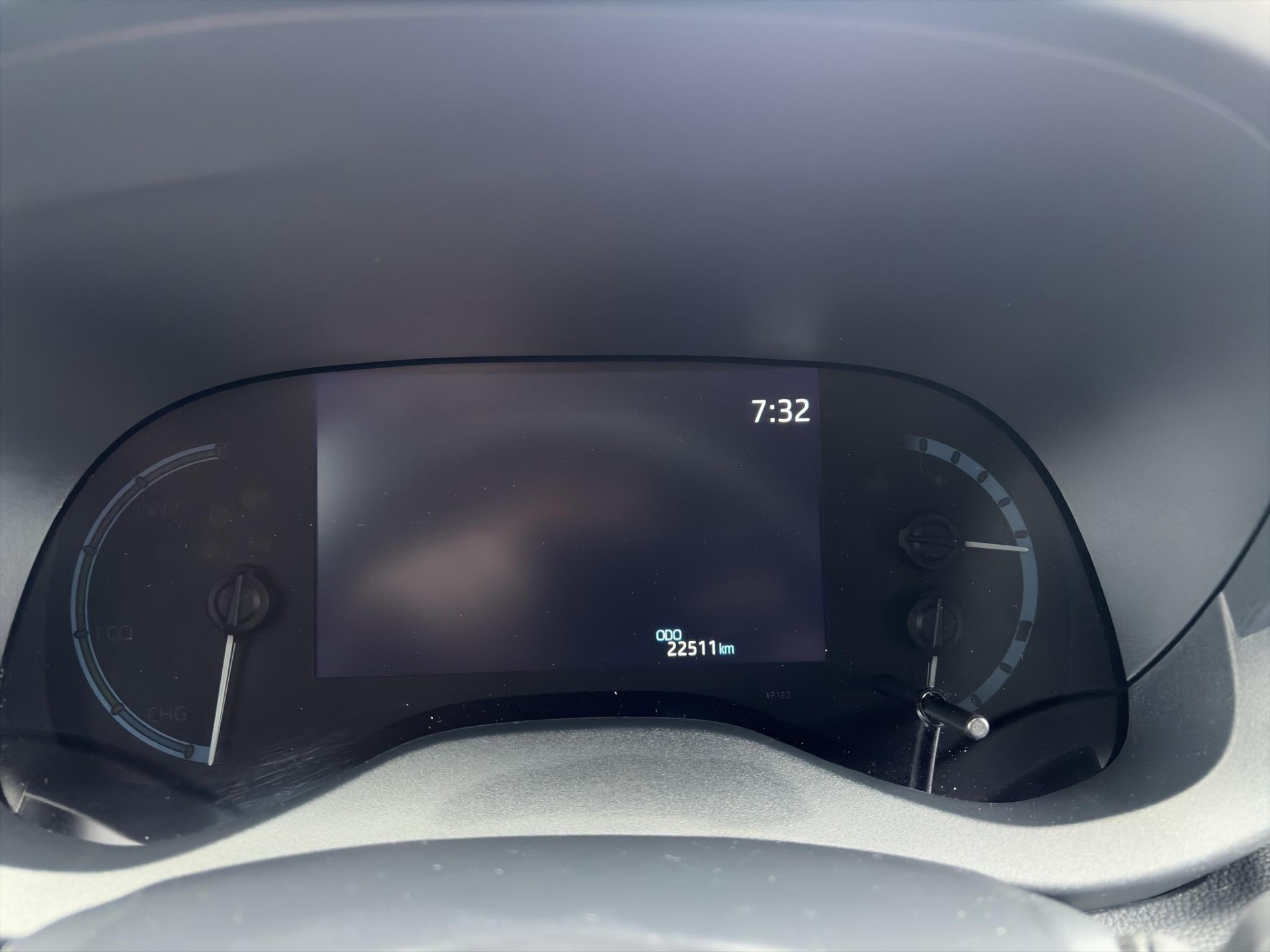 TOYOTA Yaris Cross 1.5 VVT-i HSD Premiere Edition AWD-i-image-8