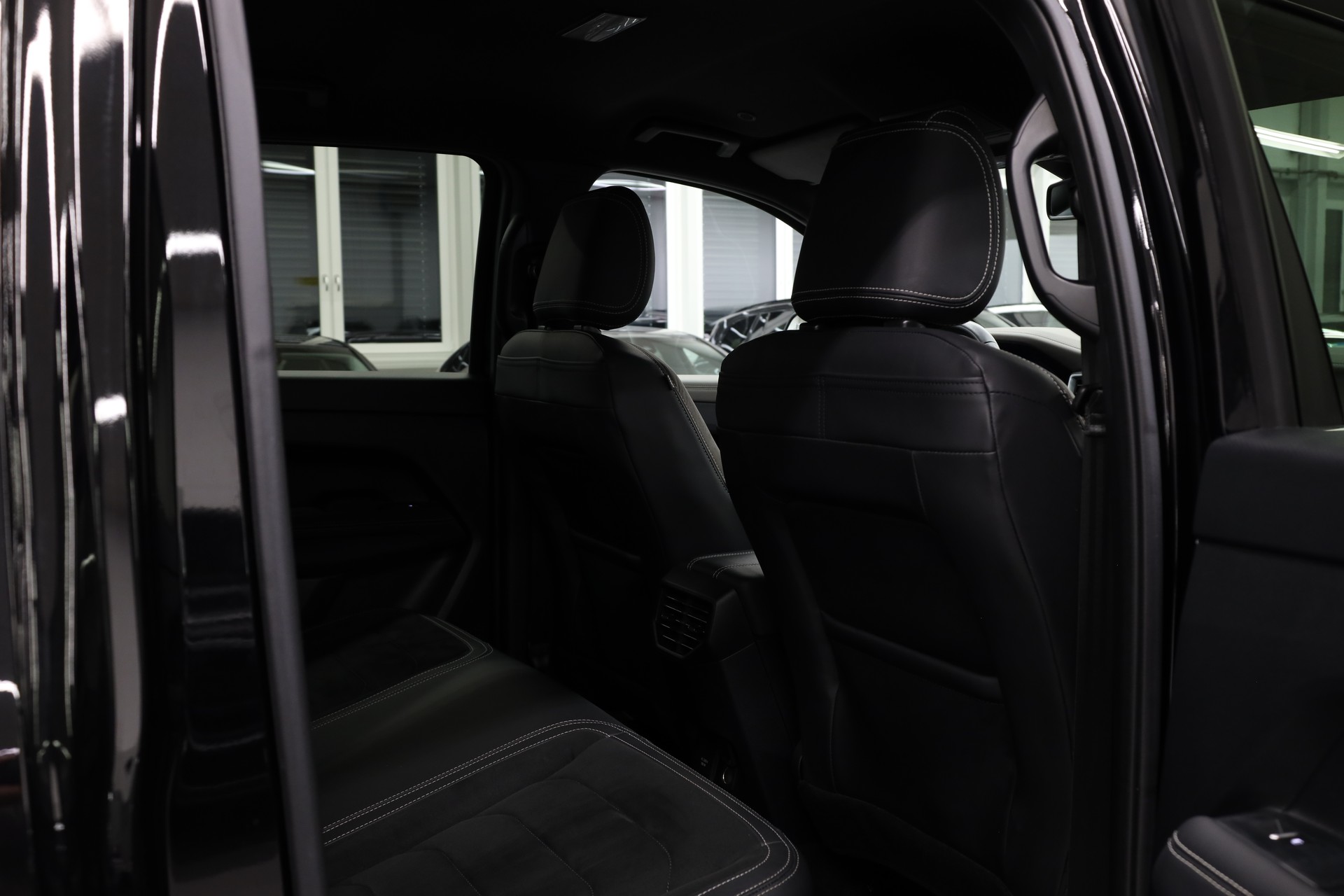 VW Amarok DKab. Pick-up 3.0 TDI 240 Style Winter 2 4m-image-26