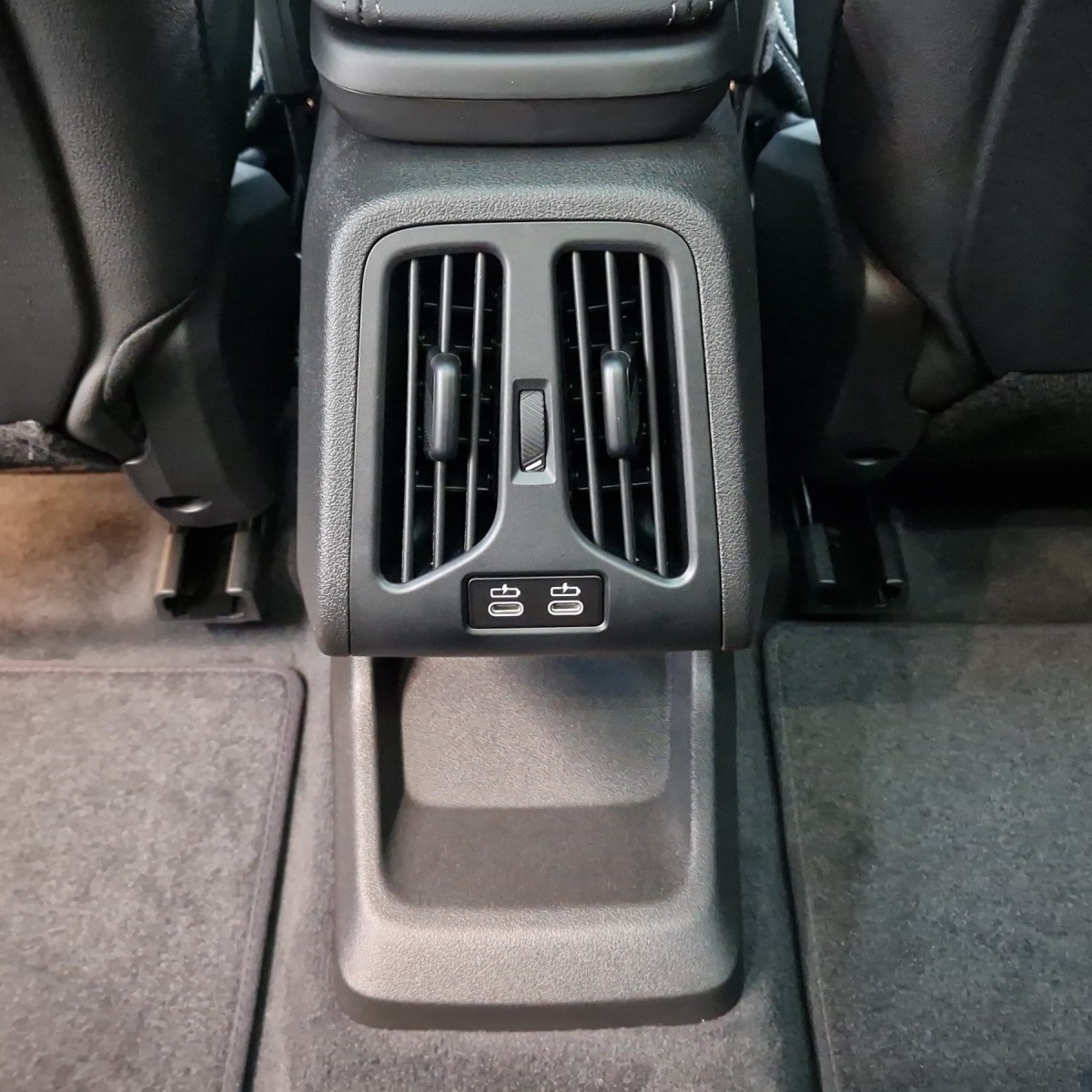 BMW X1 xDrive 30e M Sport Pro-image-15