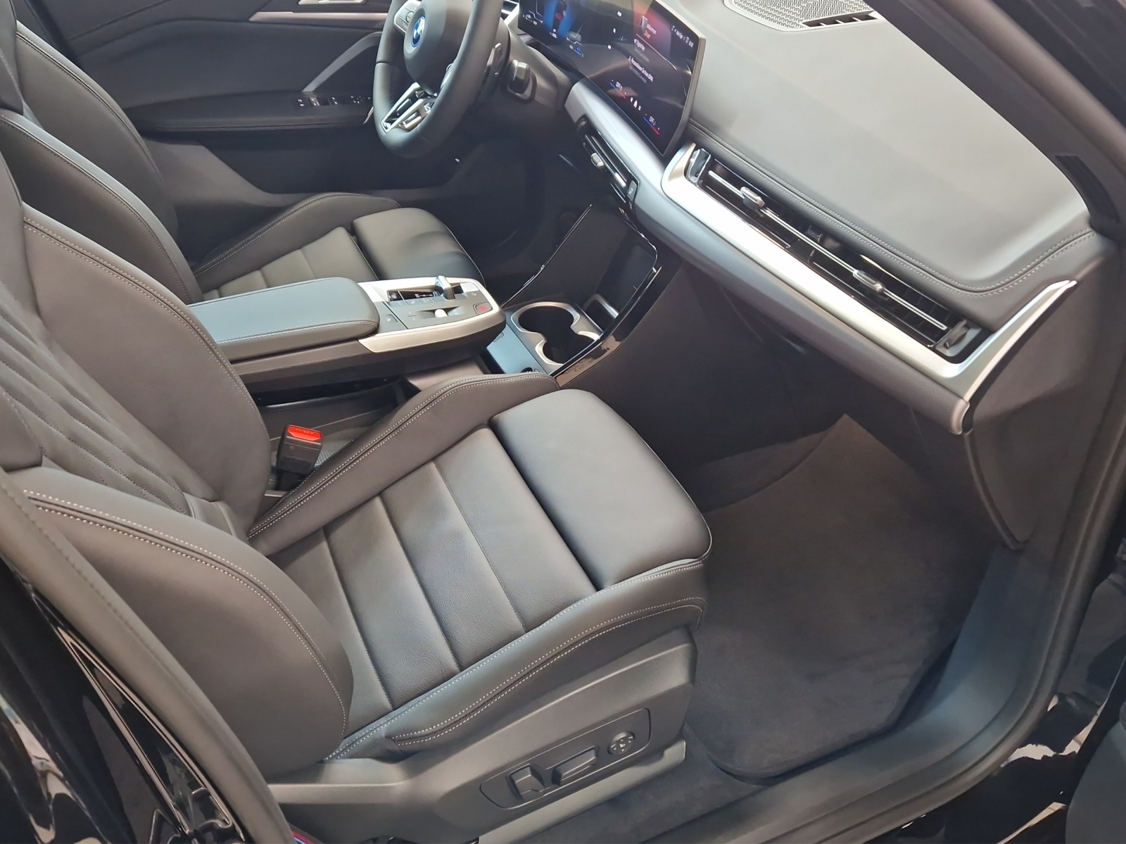 BMW X1 xDrive 30e M Sport Pro-image-4