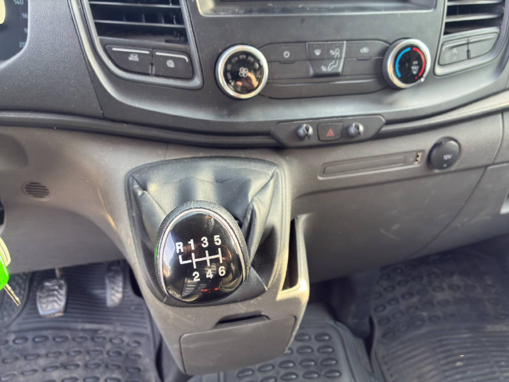 FORD Transit Custom Van 280 L1 2.0 TDCi 105 PS Basis-image-9