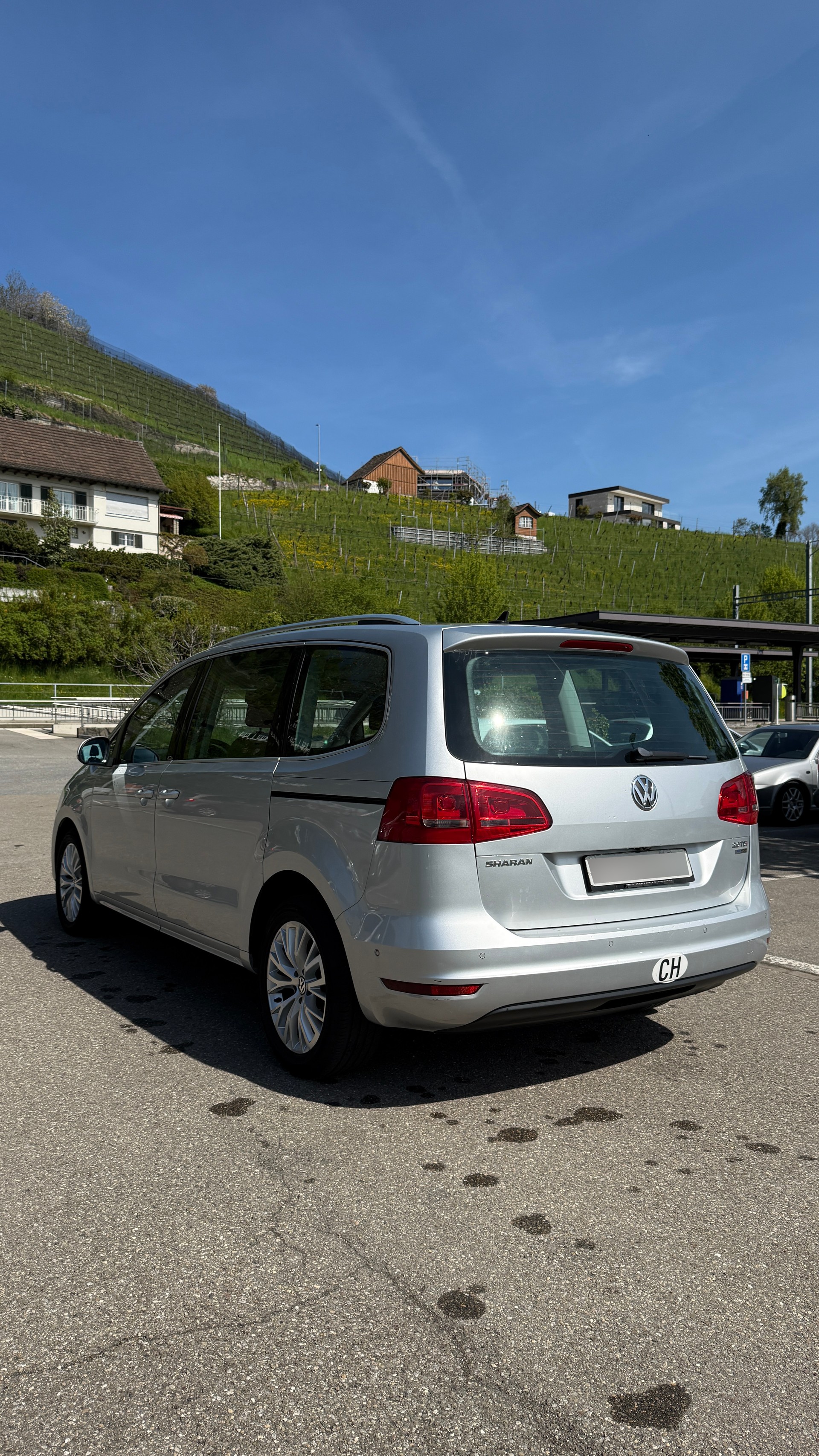 VW 2.0 TDI BlueMT Highl. DSG-image-2