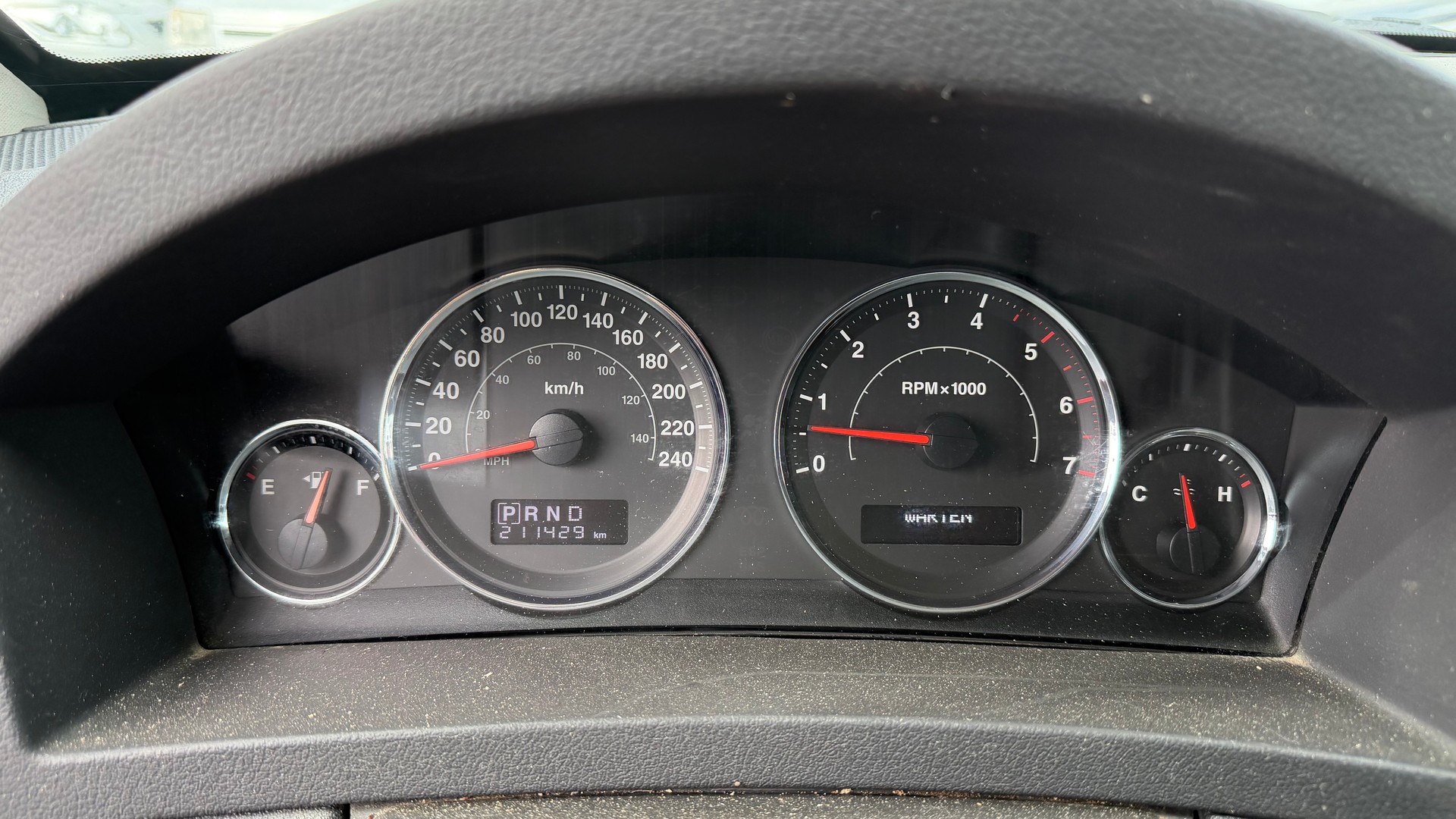 JEEP Grand Cherokee 3.0 CRD Laredo Automatic-image-6