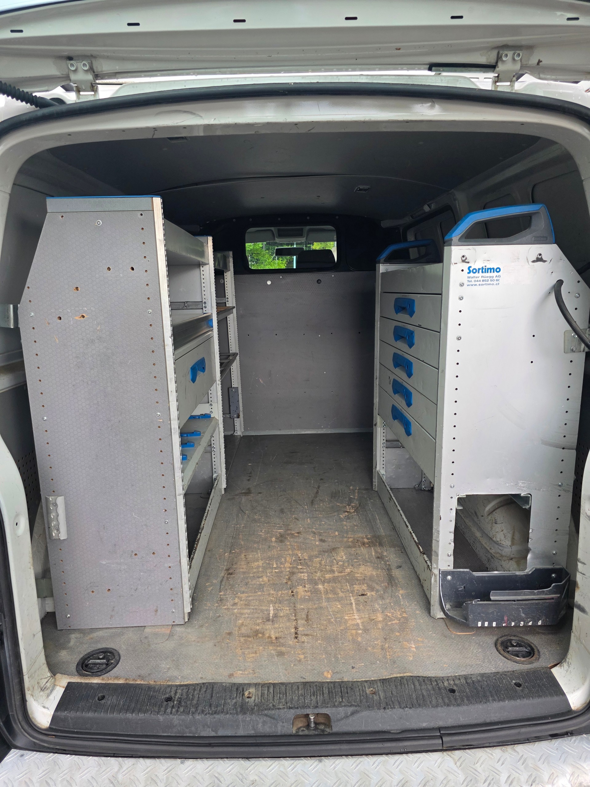 VW T6 2.0 TDI 4Motion-image-9