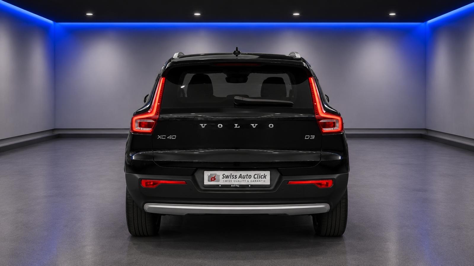VOLVO XC40 D3 Momentum Geartronic-image-3