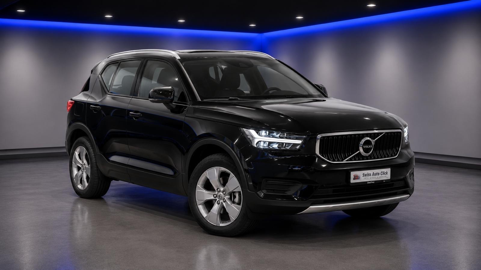 VOLVO XC40 D3 Momentum Geartronic-image-5