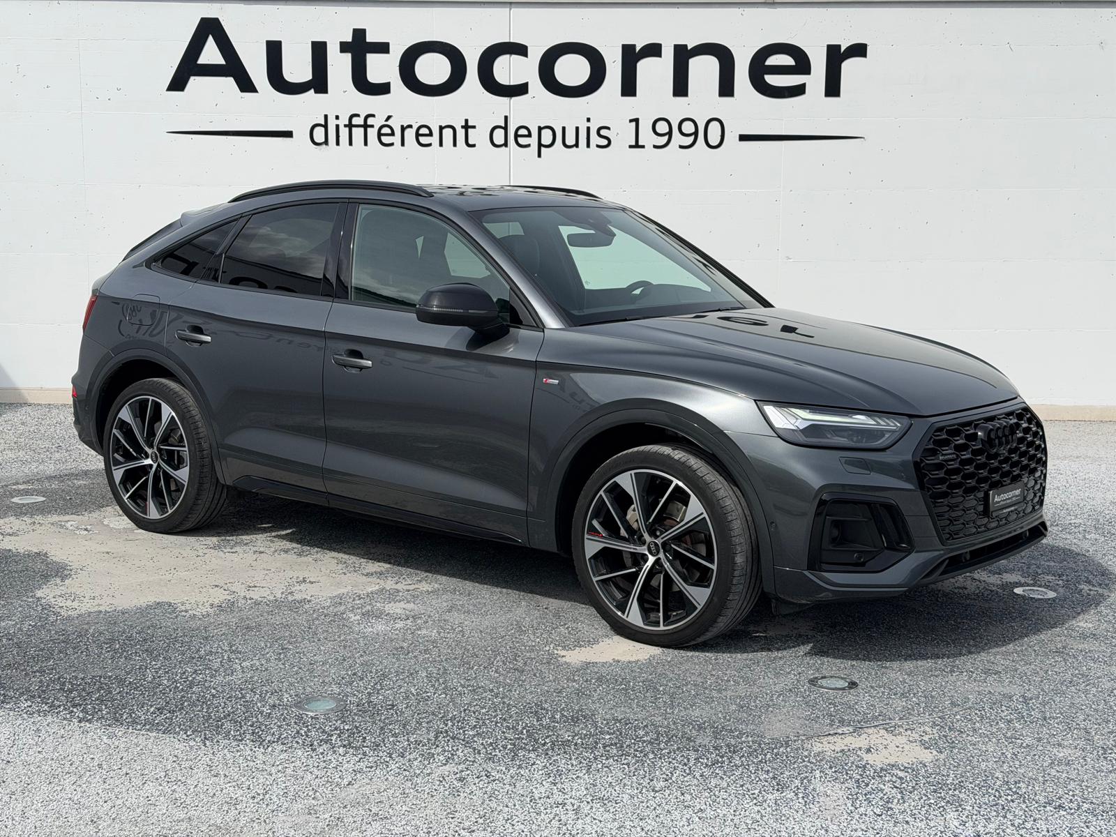 AUDI Q5 Sportback 40 TDI Blackedition quattro S-tronic-showroom-element-2