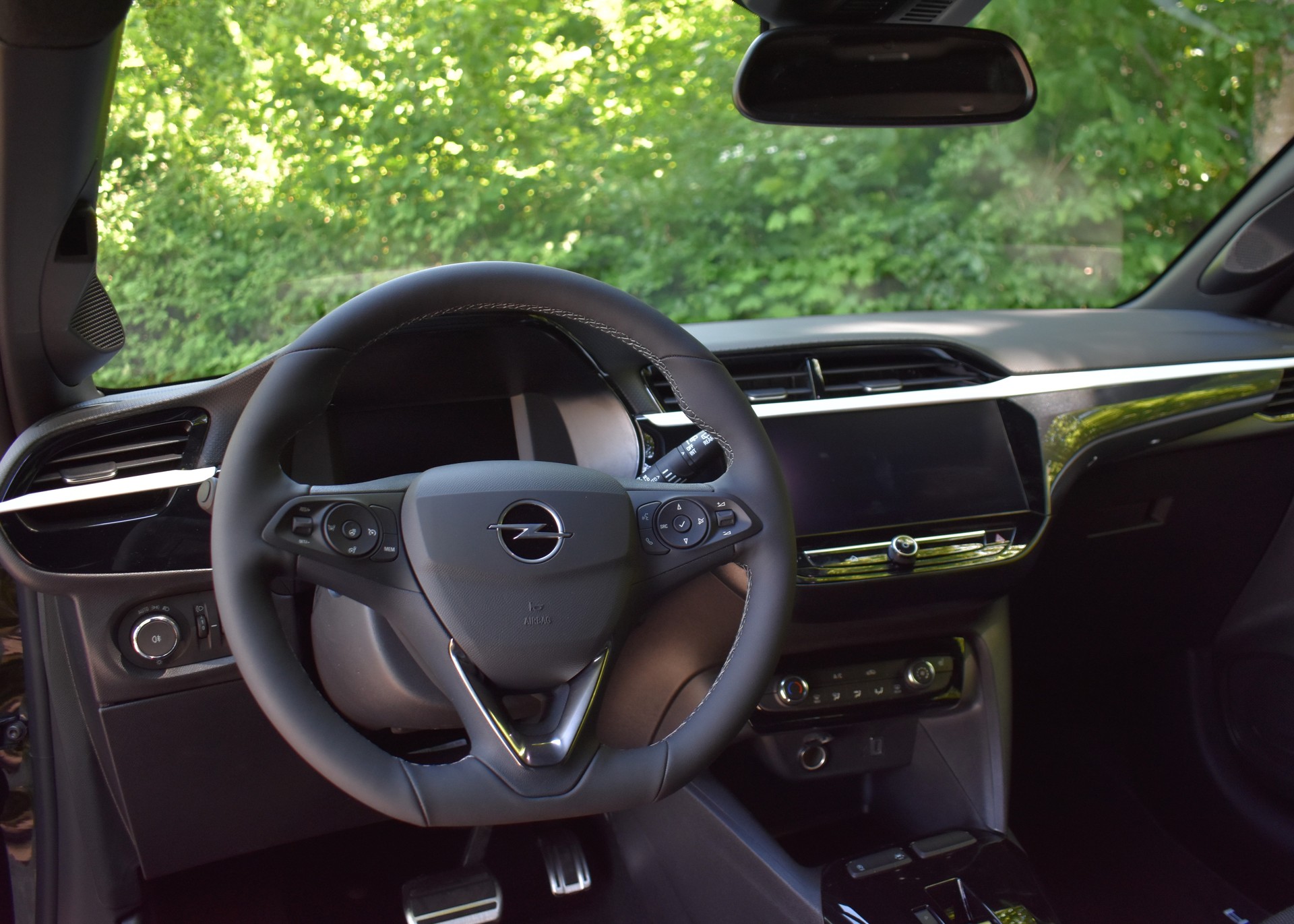 OPEL Corsa 1.2 MHEV Viva-image-5