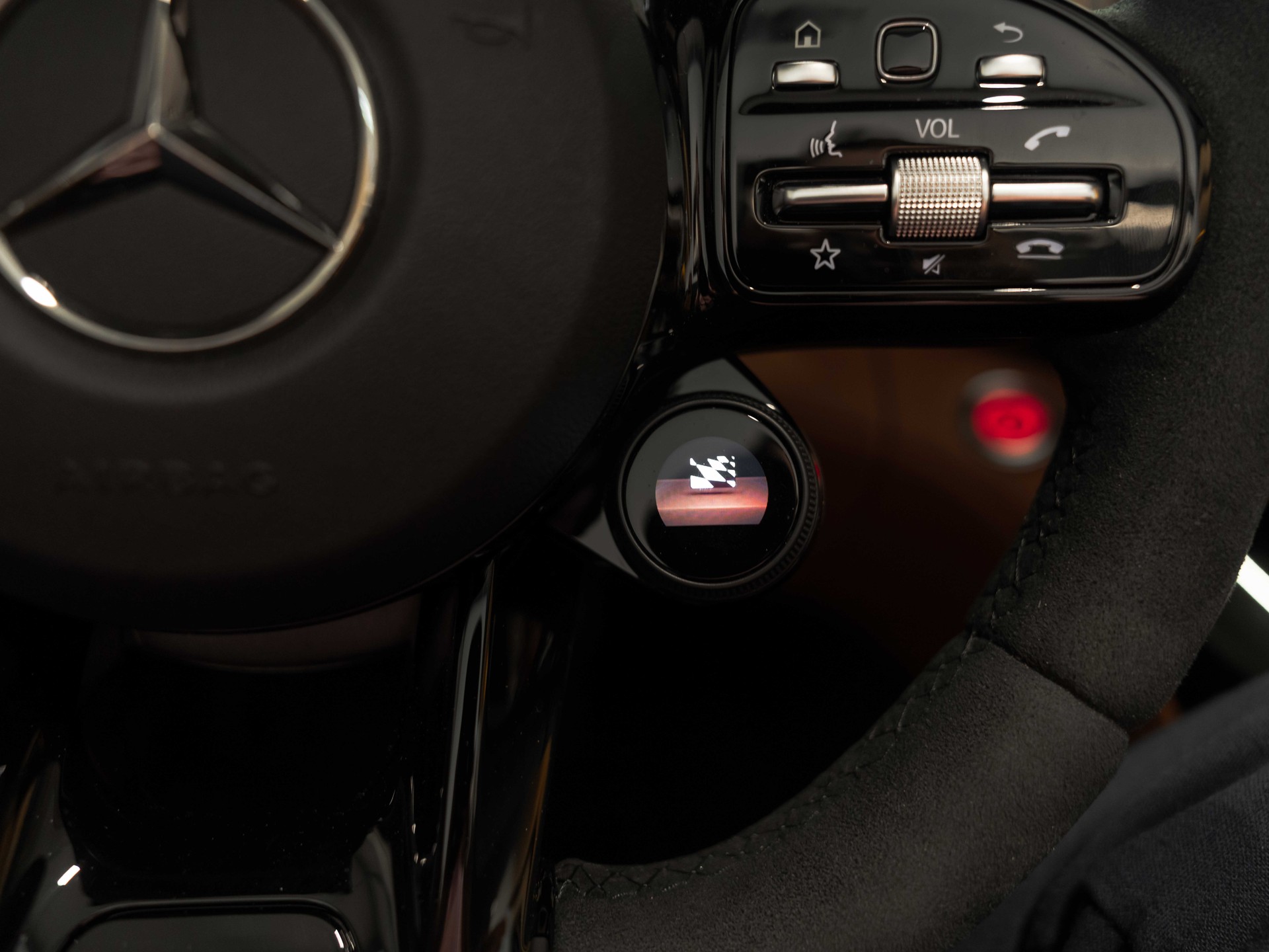 MERCEDES-BENZ AMG GT Roadster Speedshift DCT-image-48