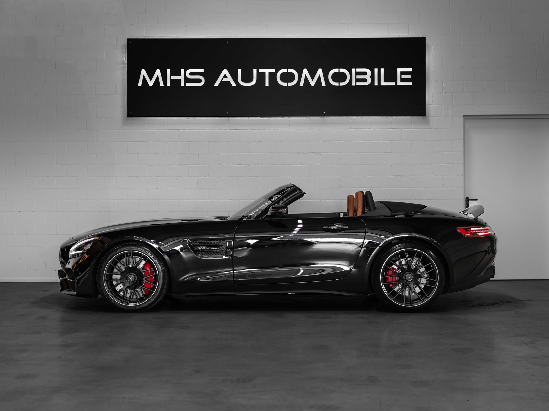 MERCEDES-BENZ AMG GT Roadster Speedshift DCT-showroom-element-2