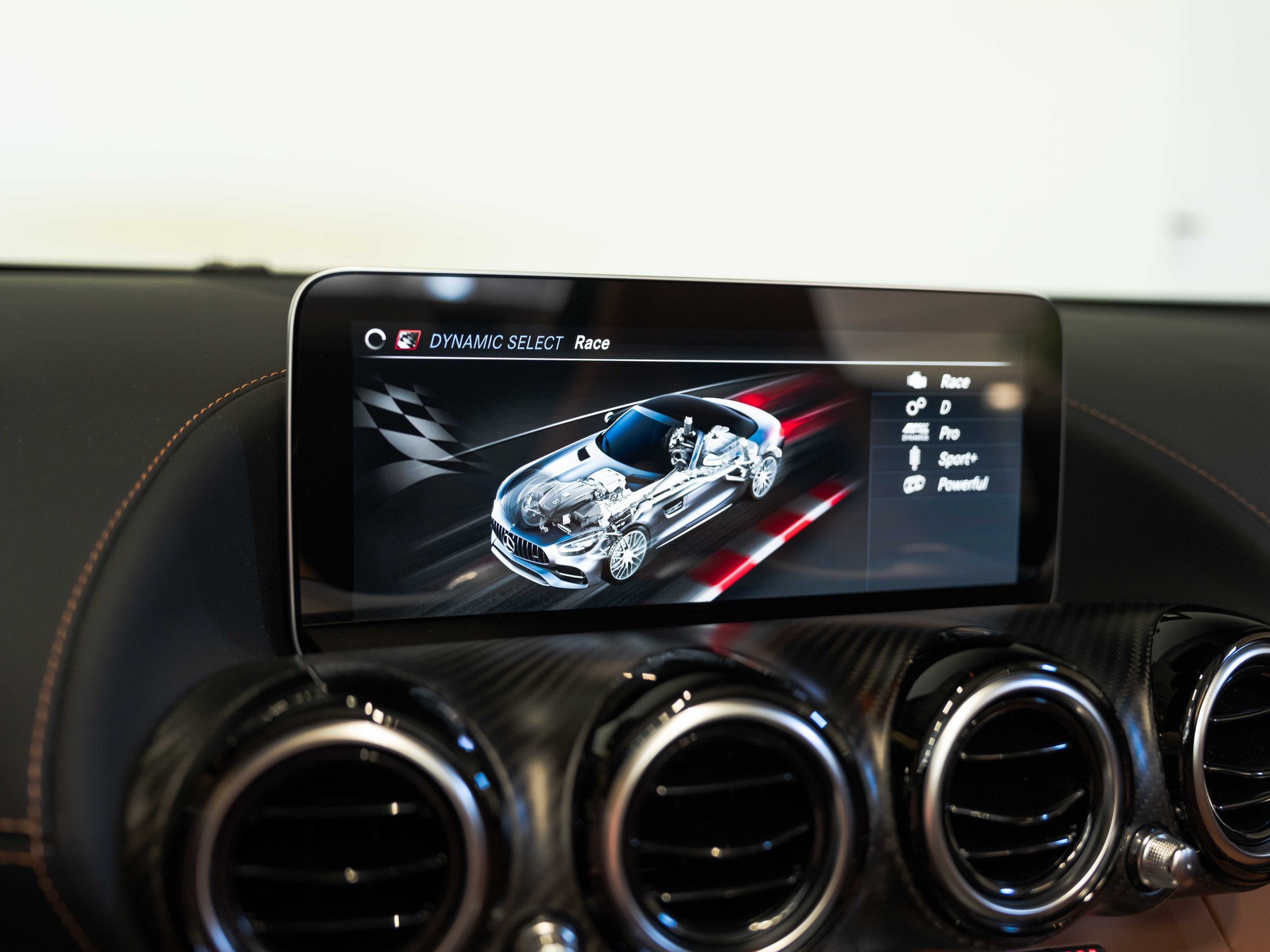 MERCEDES-BENZ AMG GT Roadster Speedshift DCT-image-42