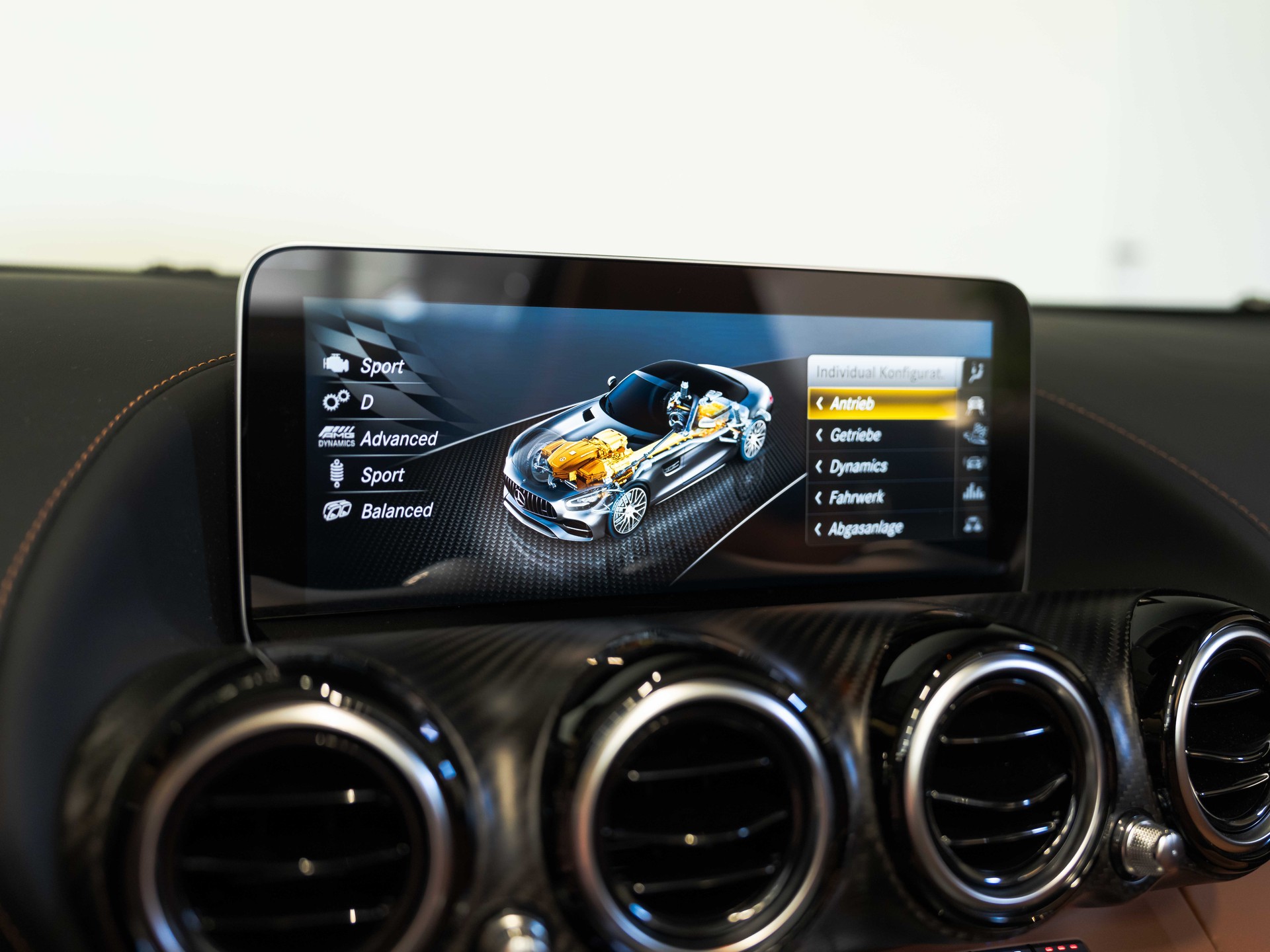 MERCEDES-BENZ AMG GT Roadster Speedshift DCT-image-35
