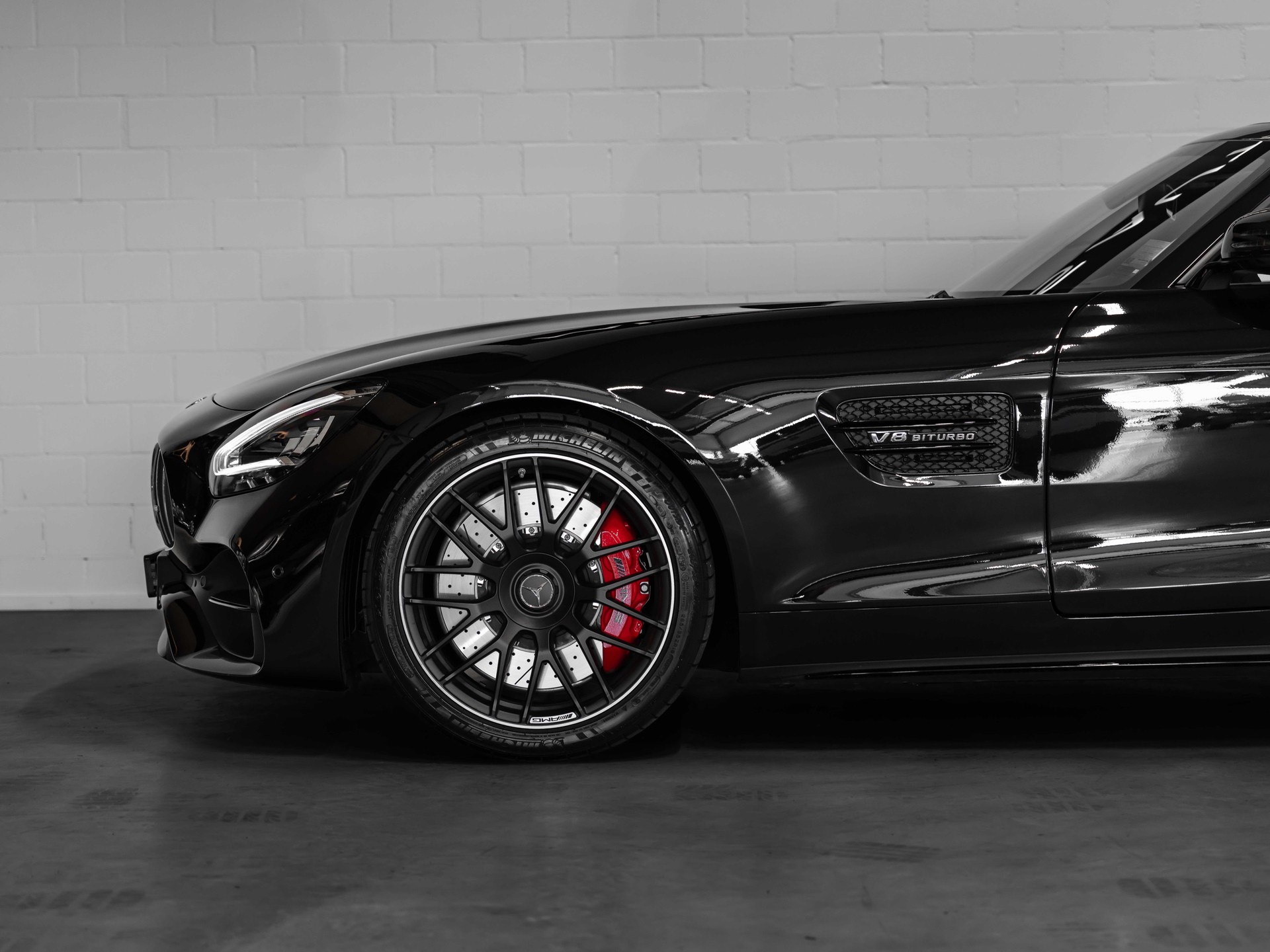 MERCEDES-BENZ AMG GT Roadster Speedshift DCT-image-17