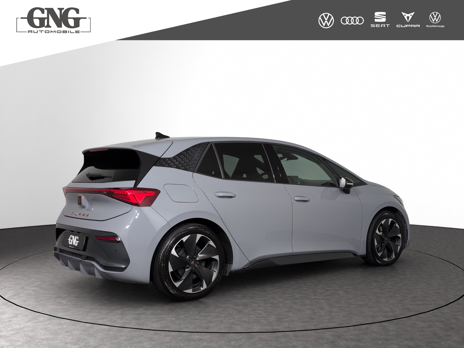 CUPRA Born 58 kWh-showroom-element-2