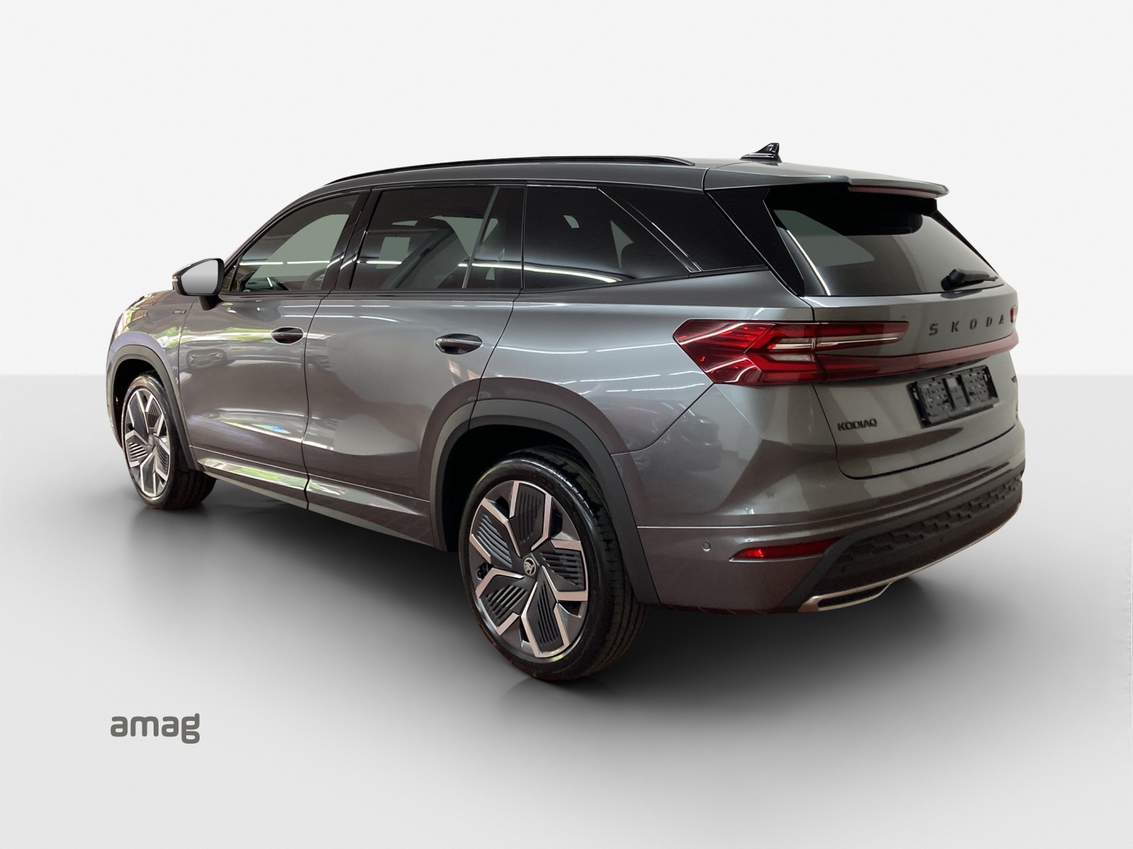 SKODA Kodiaq 2.0 TSI Sportline 4x4-showroom-element-1
