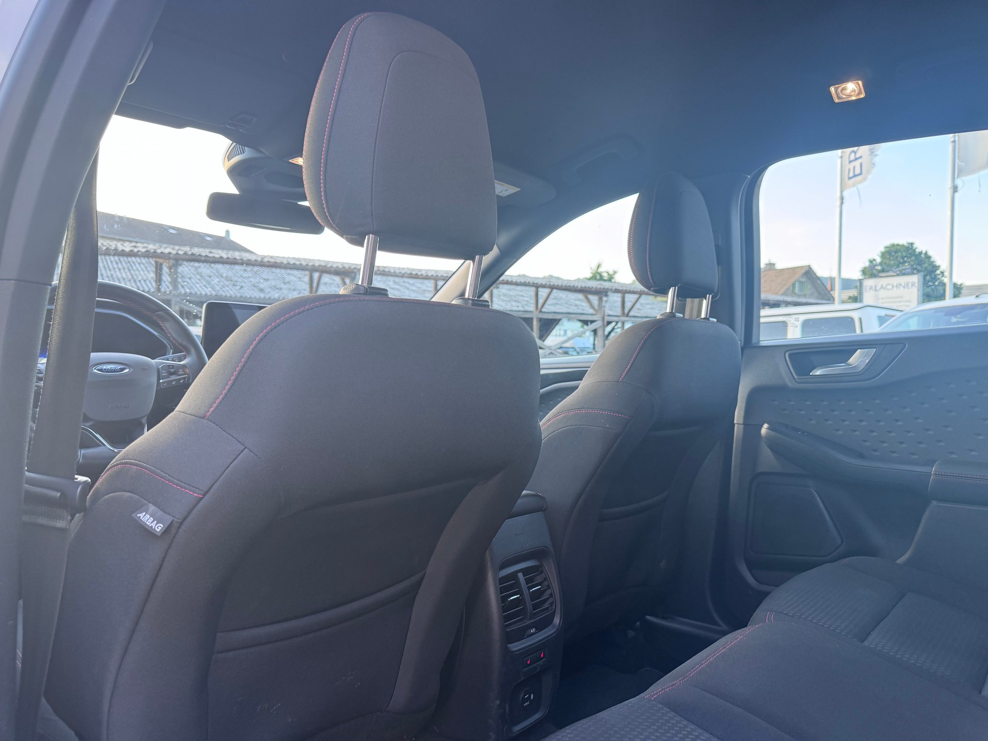 FORD Kuga 2.0 TDCi EcoBlue ST-Line 4WD Automat-image-7