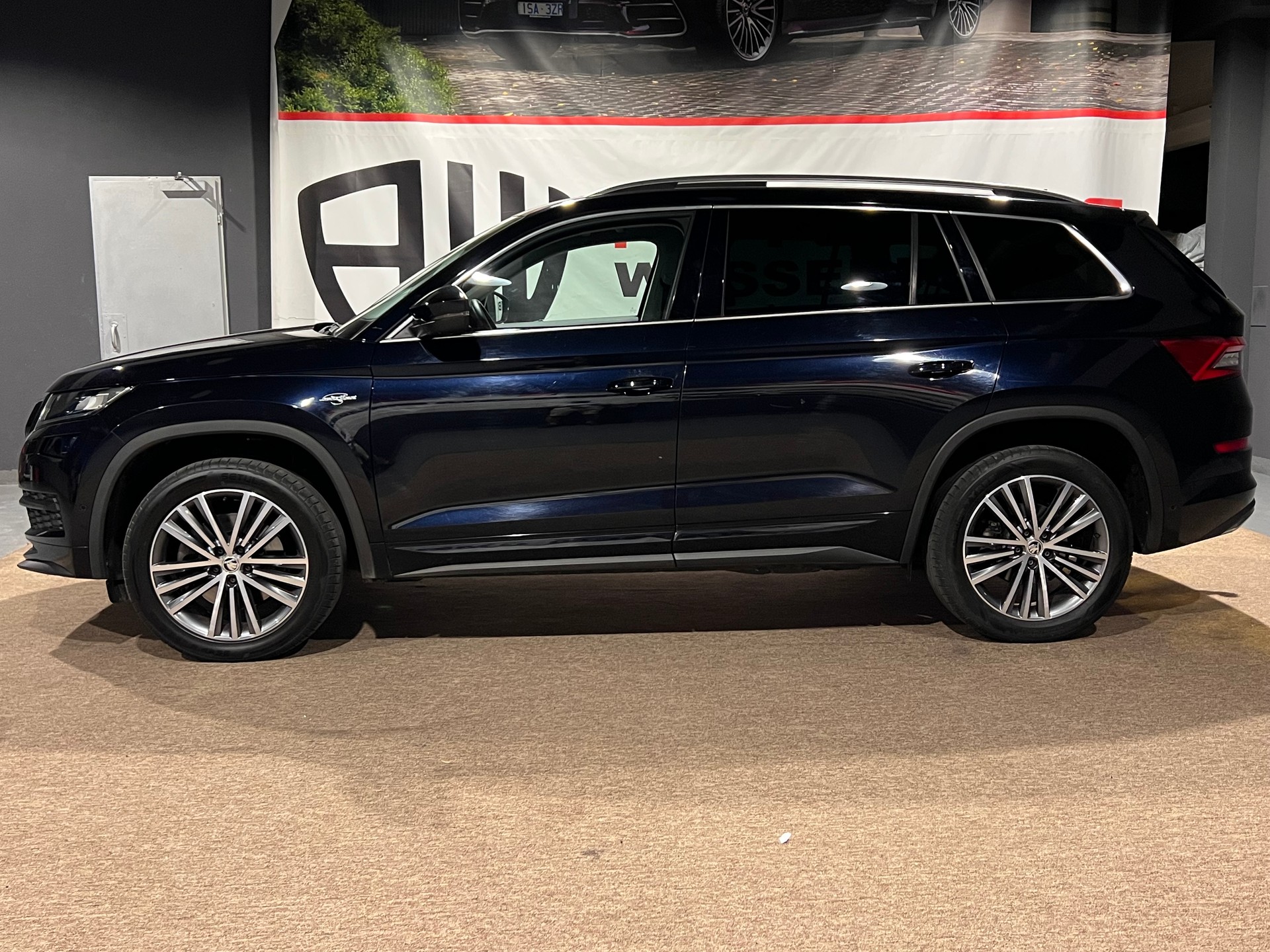 SKODA Kodiaq 2.0 TSI 4x4 L&K-image-5