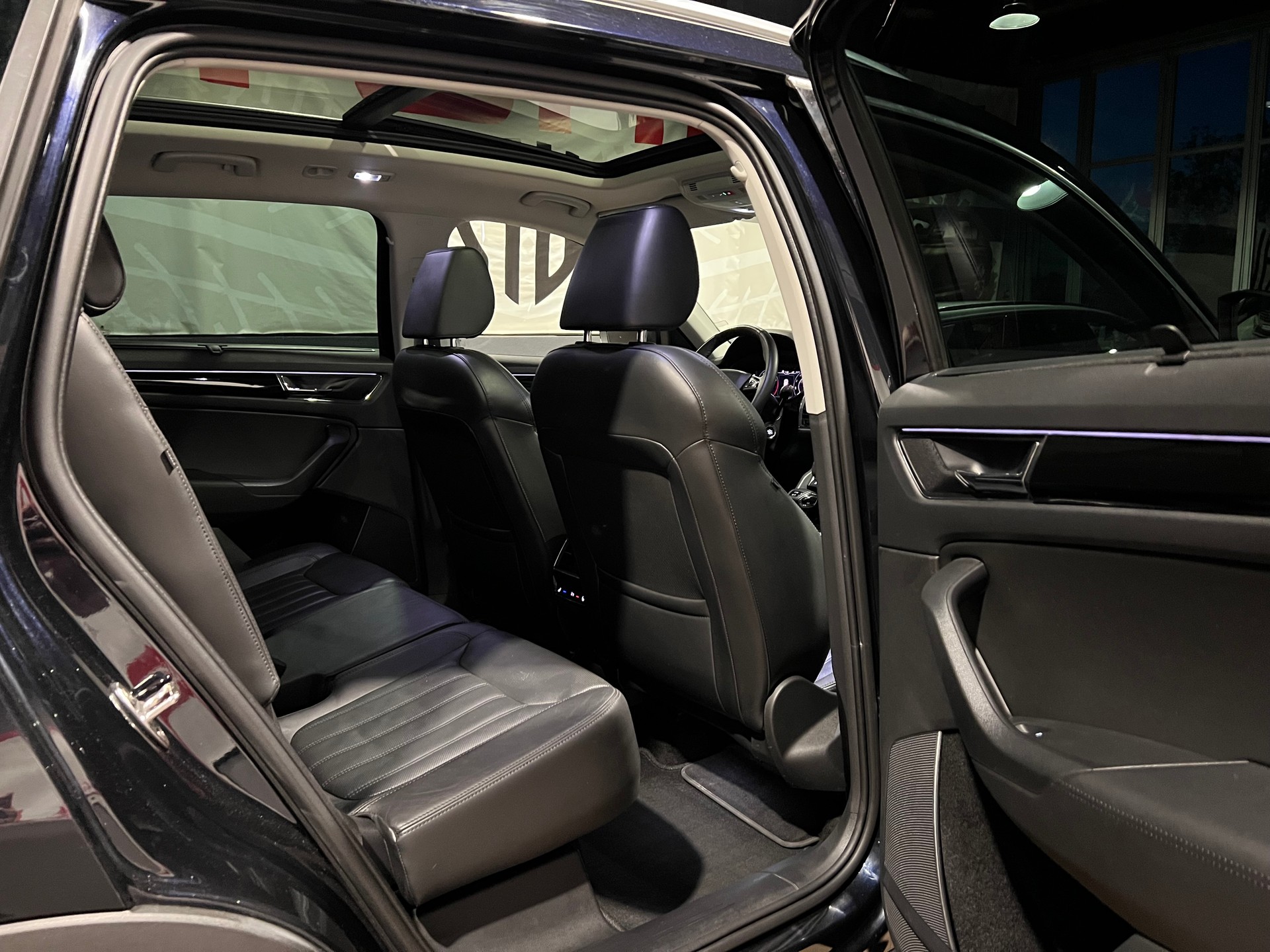 SKODA Kodiaq 2.0 TSI 4x4 L&K-image-14