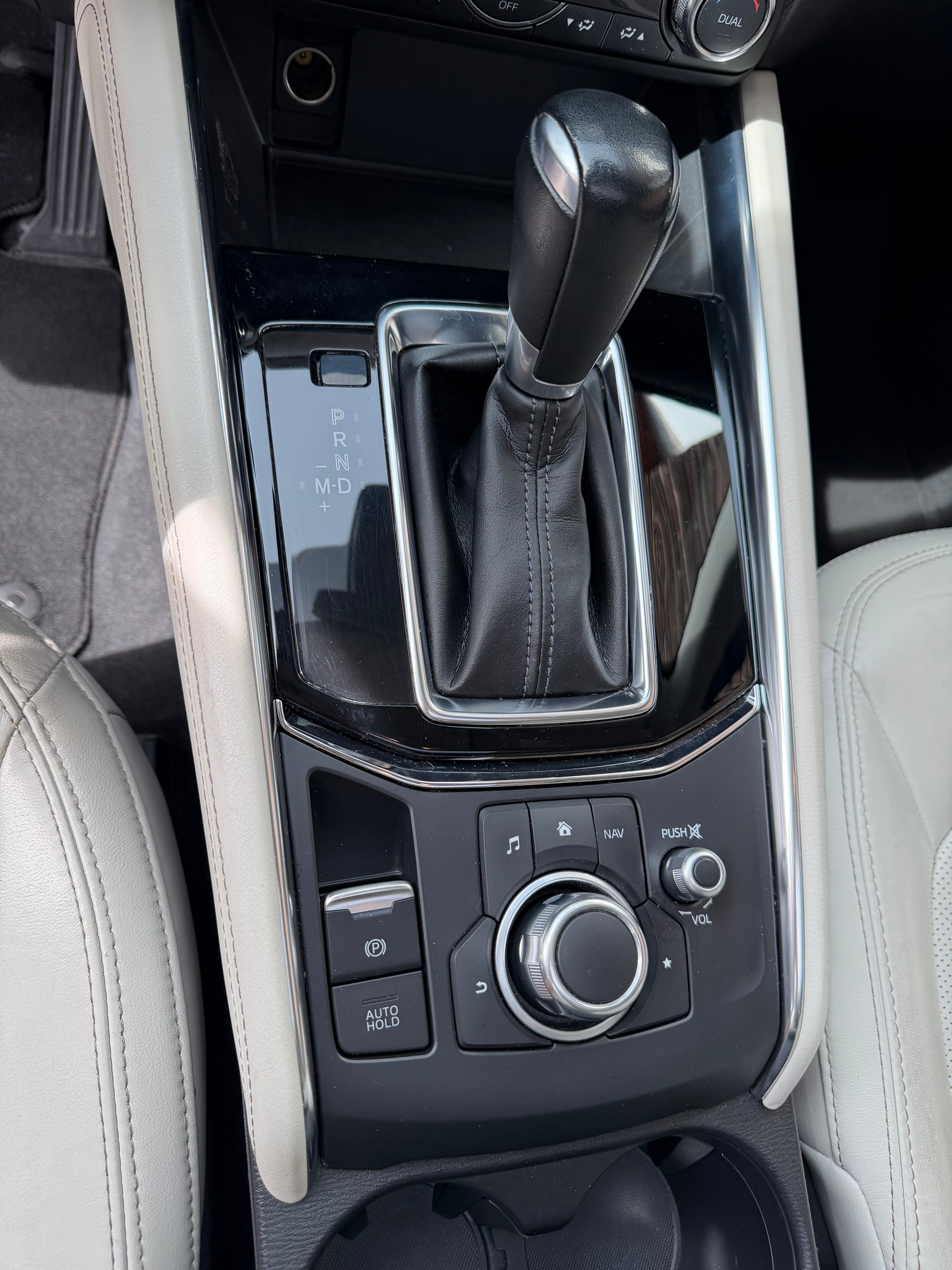 MAZDA CX-5 SKYACTIV-D 175 Revolution AWD Automat-image-10
