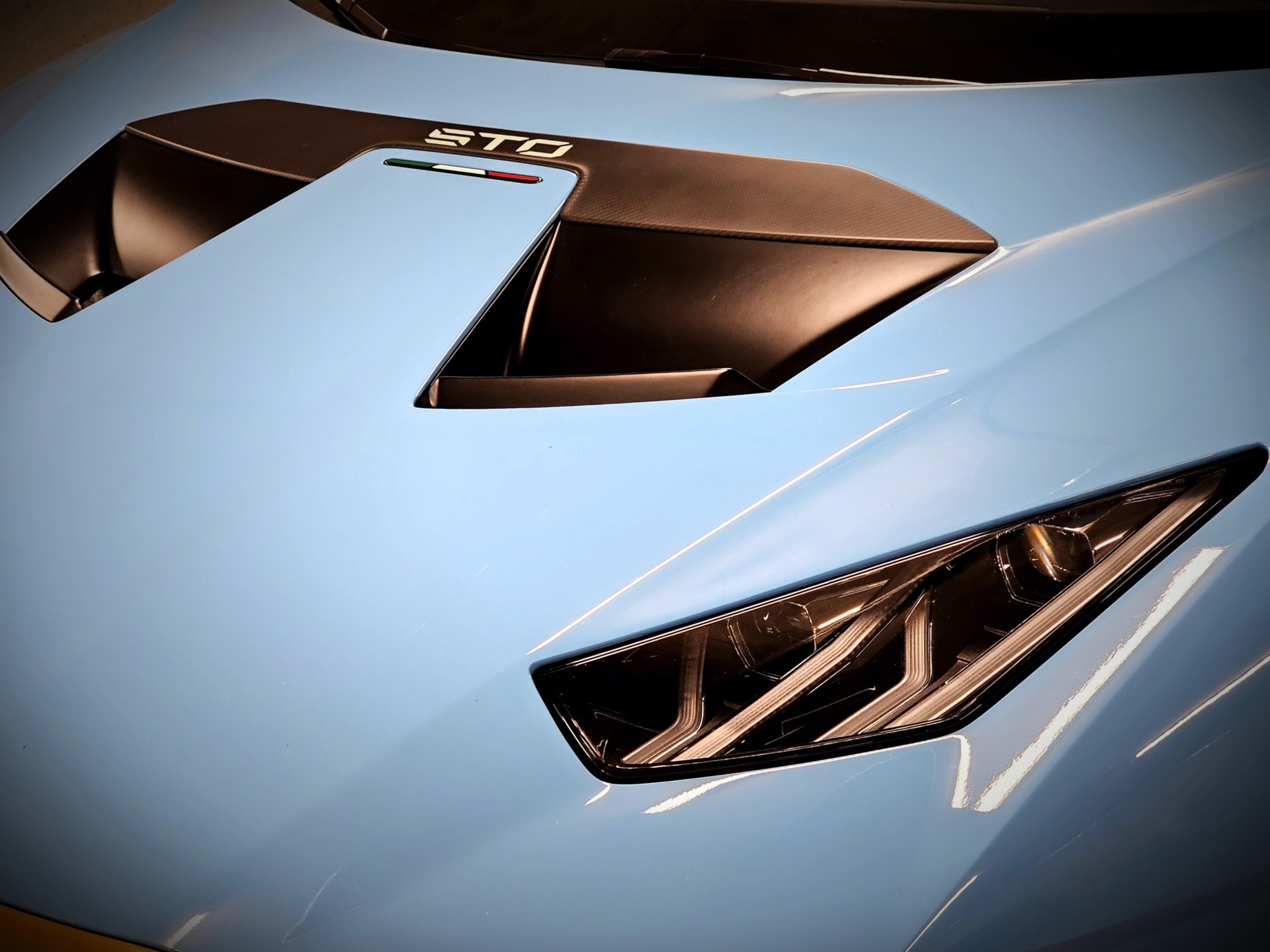 LAMBORGHINI Huracan STO Coupé DCT RWD-showroom-element-2