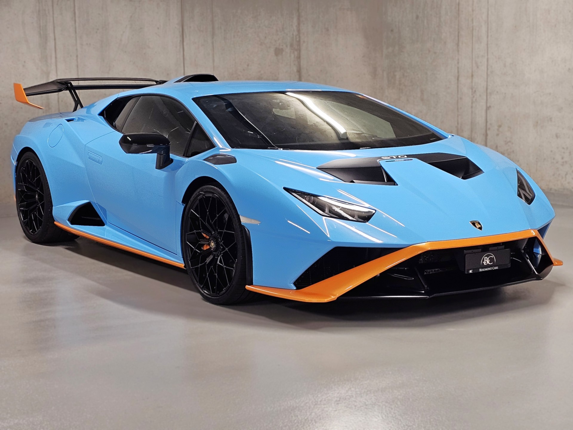 LAMBORGHINI Huracan STO Coupé DCT RWD-image-4