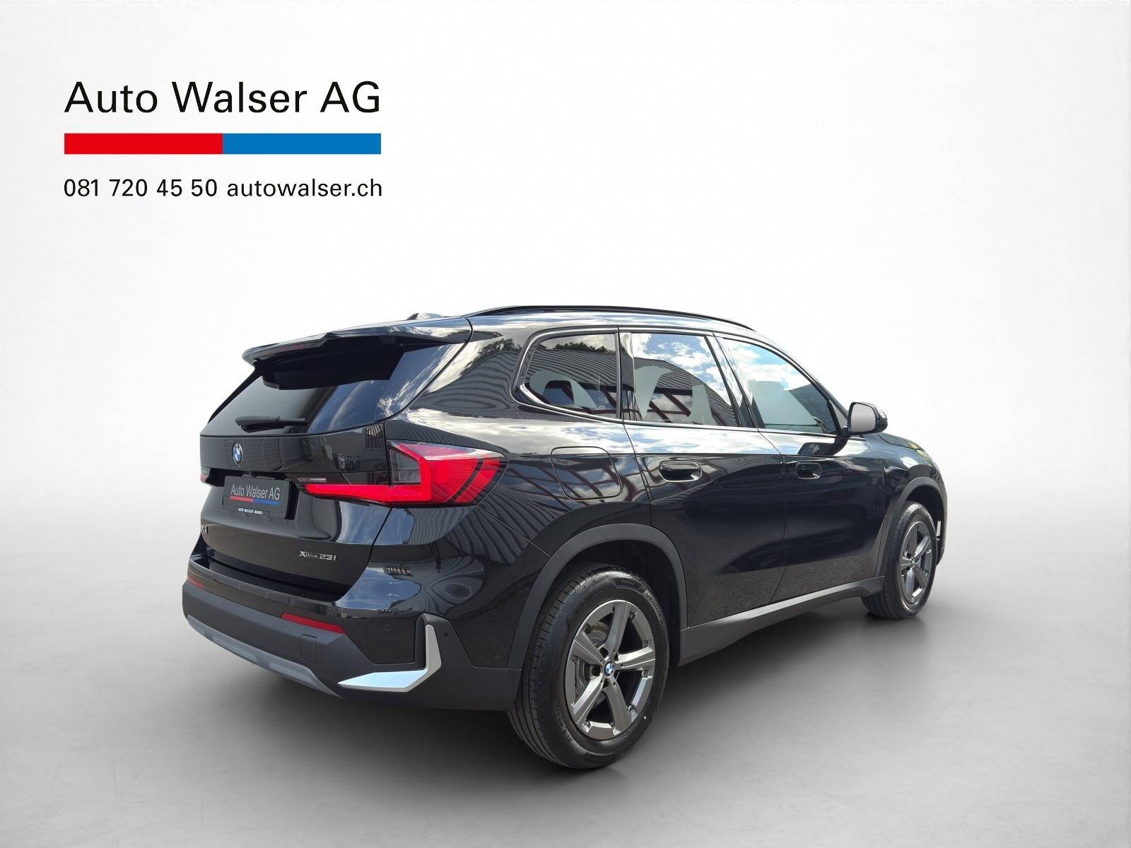 BMW X1 23i xDrive-image-4