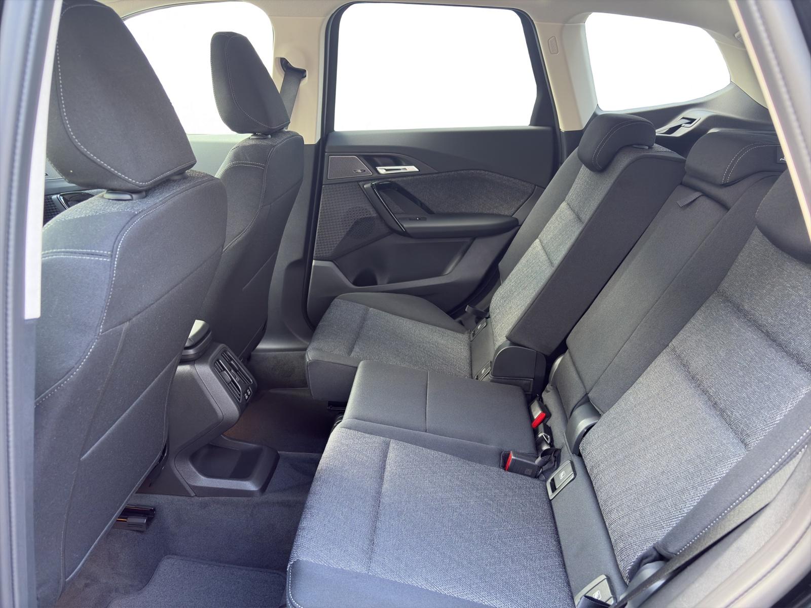 BMW X1 23i xDrive-image-13